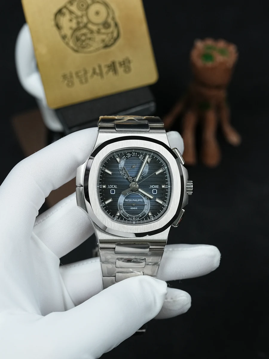 파텍필립 노틸러스 5990 블루
