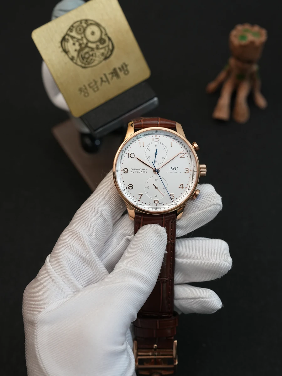 IWC 포르투기저 크로노그래프 화이트 로즈톤 브라운가죽