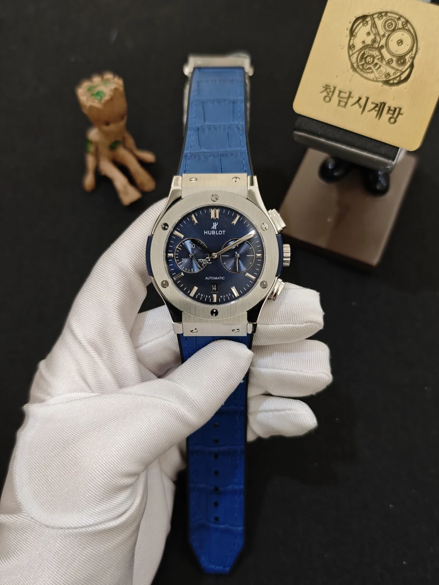 위블로 클래식퓨전 크로노그래프 블루 가죽형 스트랩 안쪽 블랙
