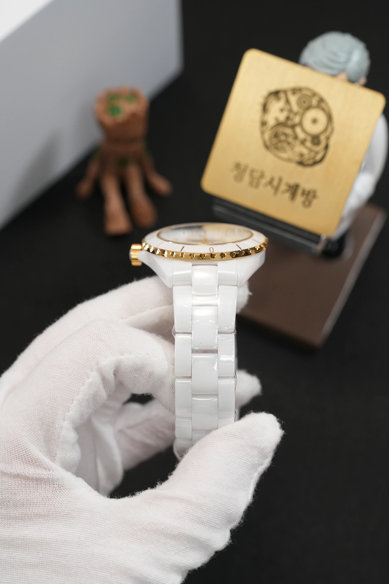 샤넬 J12 세라믹화이트 골드베젤 상세 이미지 7
