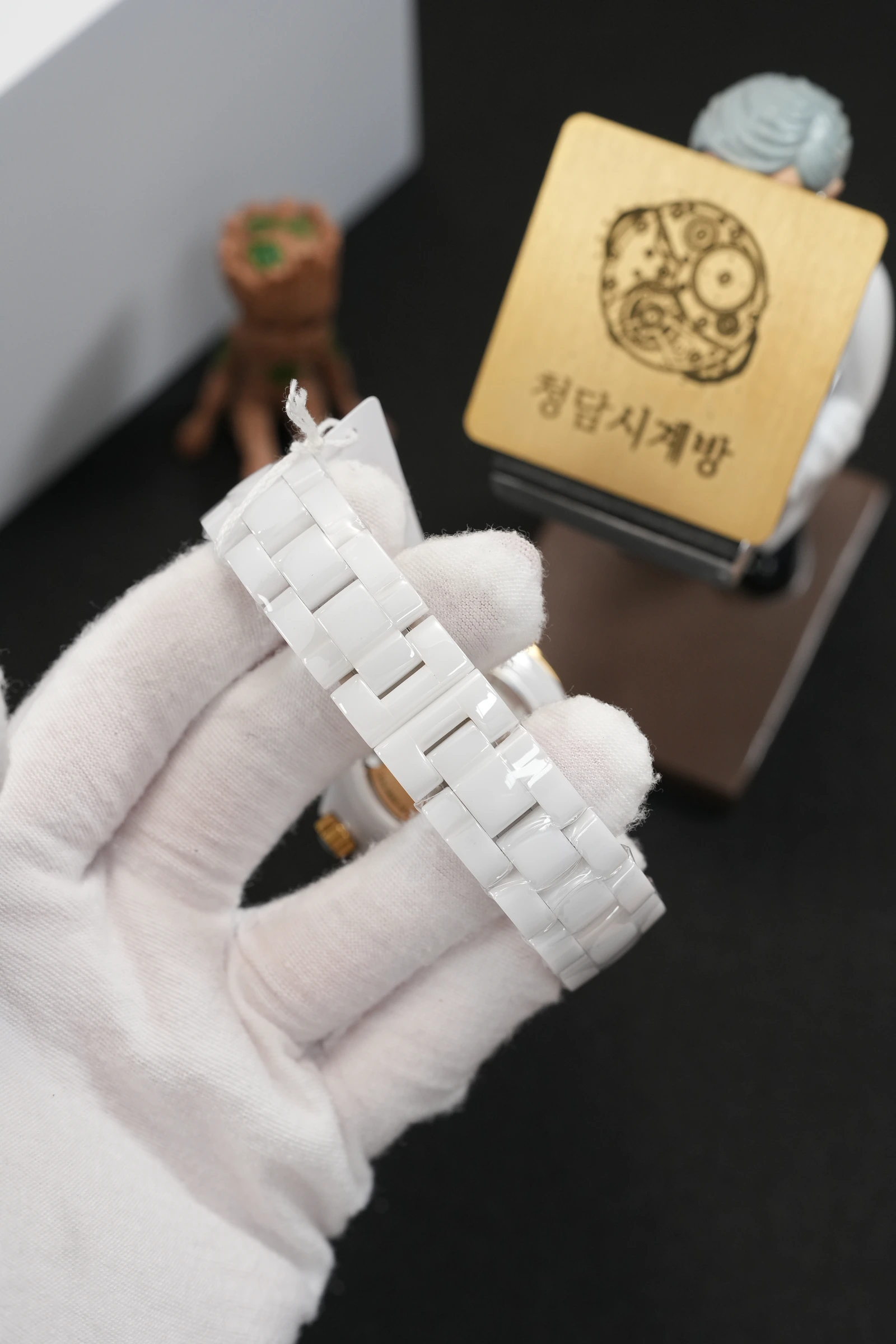 샤넬 J12 세라믹화이트 골드베젤 상세 이미지 8