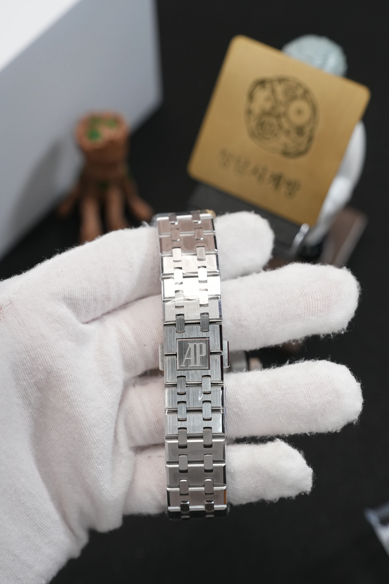 오데마피게 로얄오크 15450 그레이 상세 이미지 11