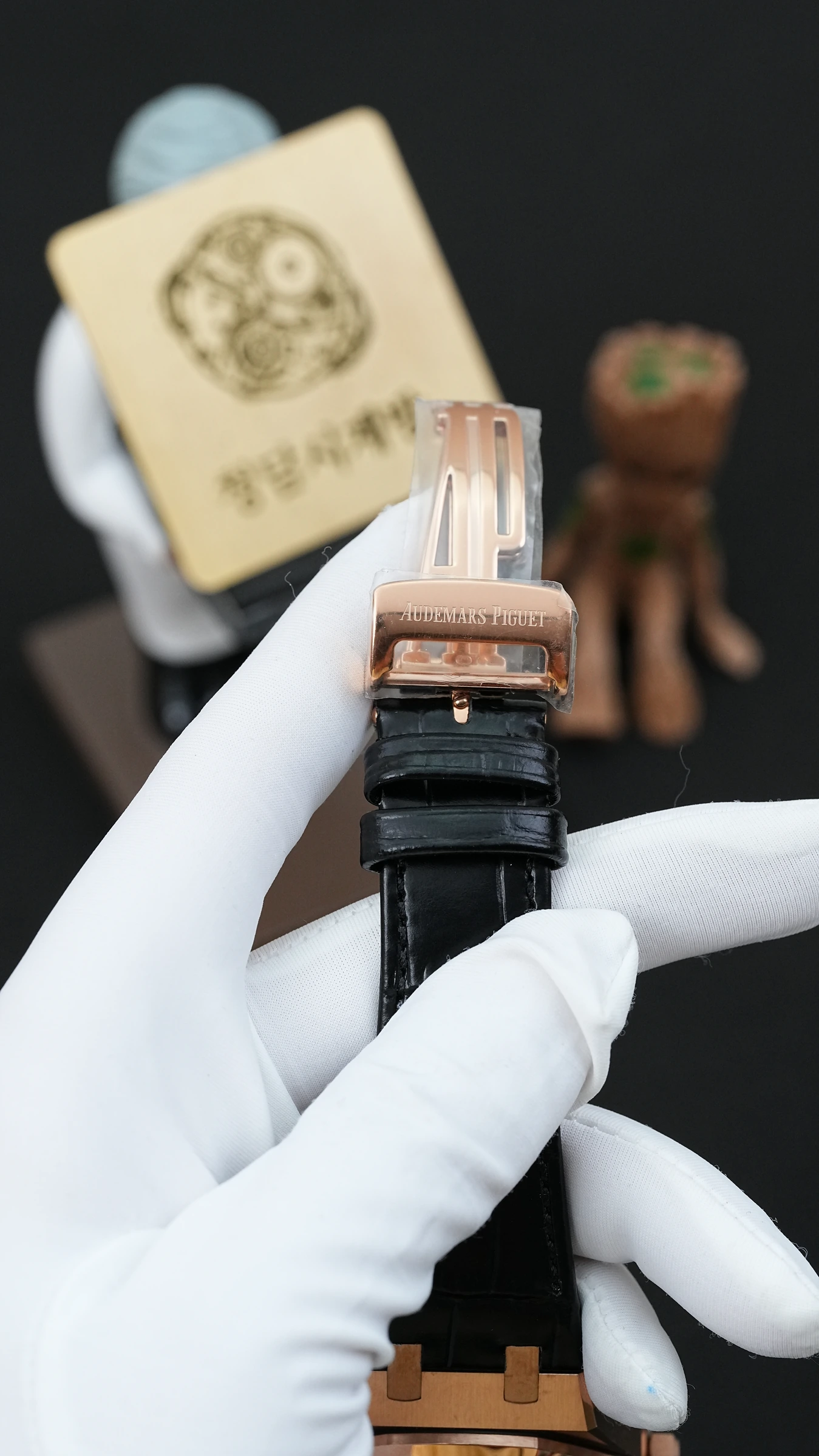 오데마피게 로얄오크 15500 금통검판 가죽스트랩 상세 이미지 10
