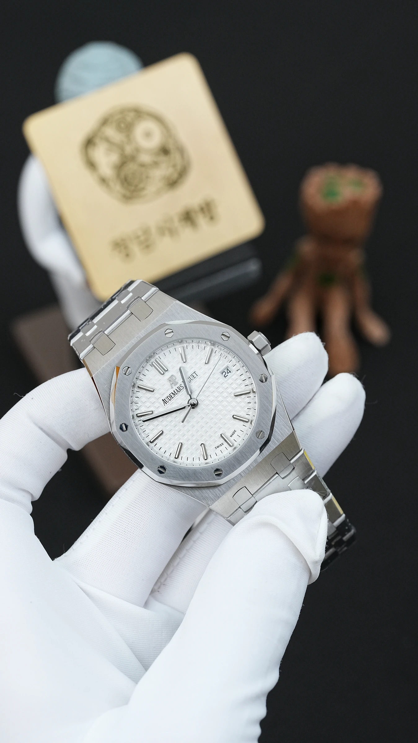 오데마피게 로얄오크 15500 화이트 상세 이미지 5