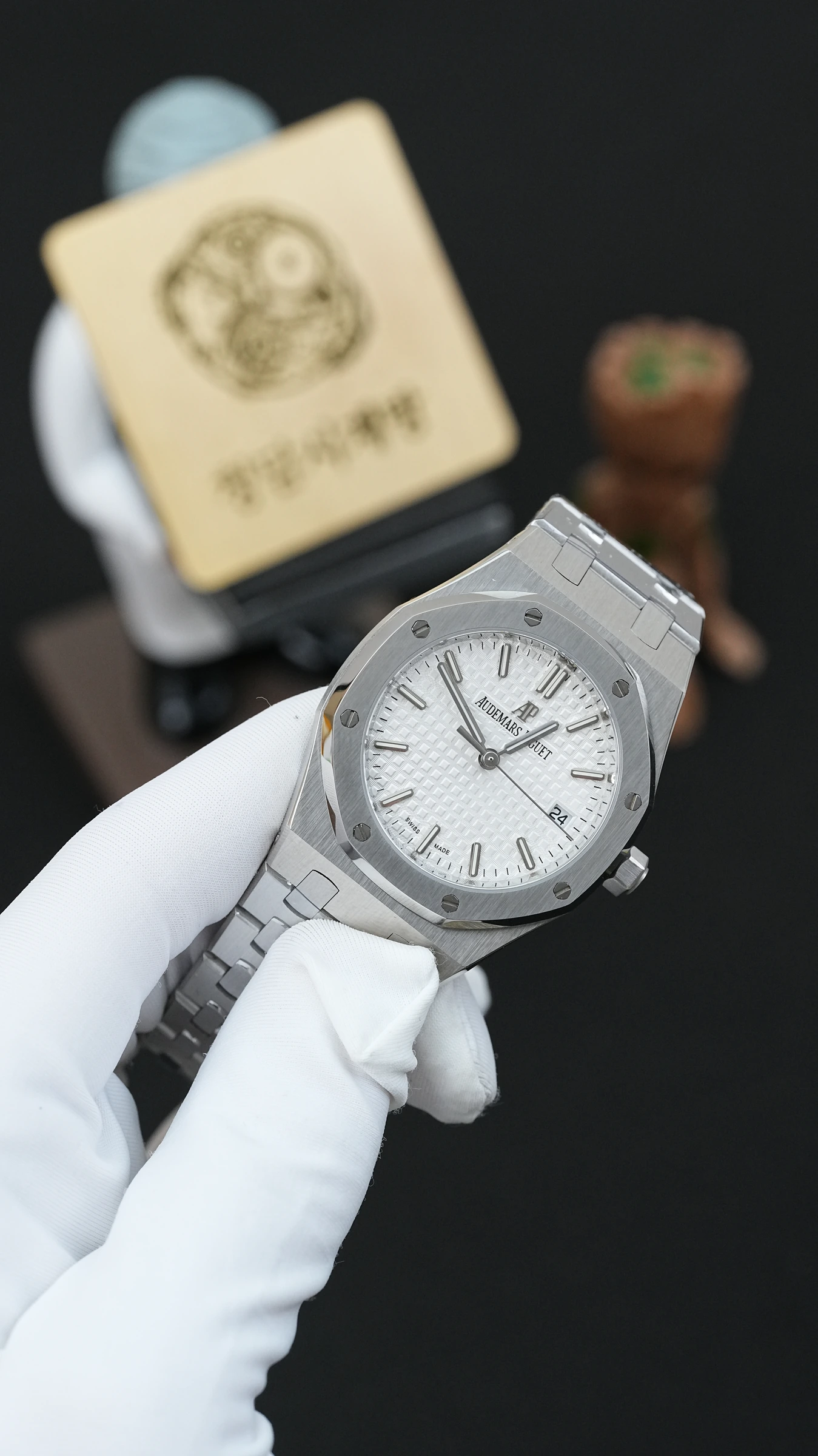 오데마피게 로얄오크 15500 화이트 상세 이미지 11