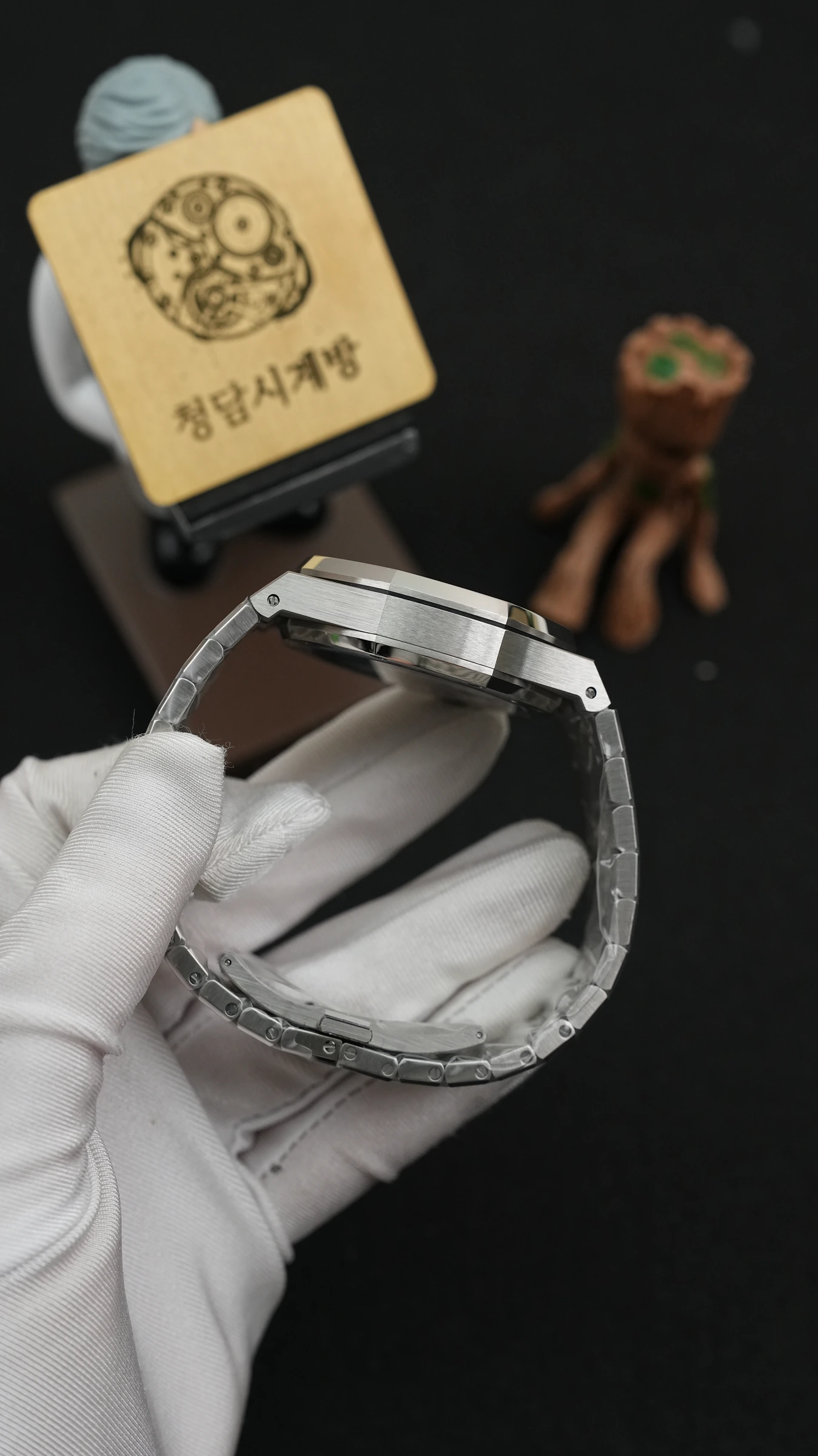 오데마피게 로얄오크 뚜르비옹 그레이 상세 이미지 9