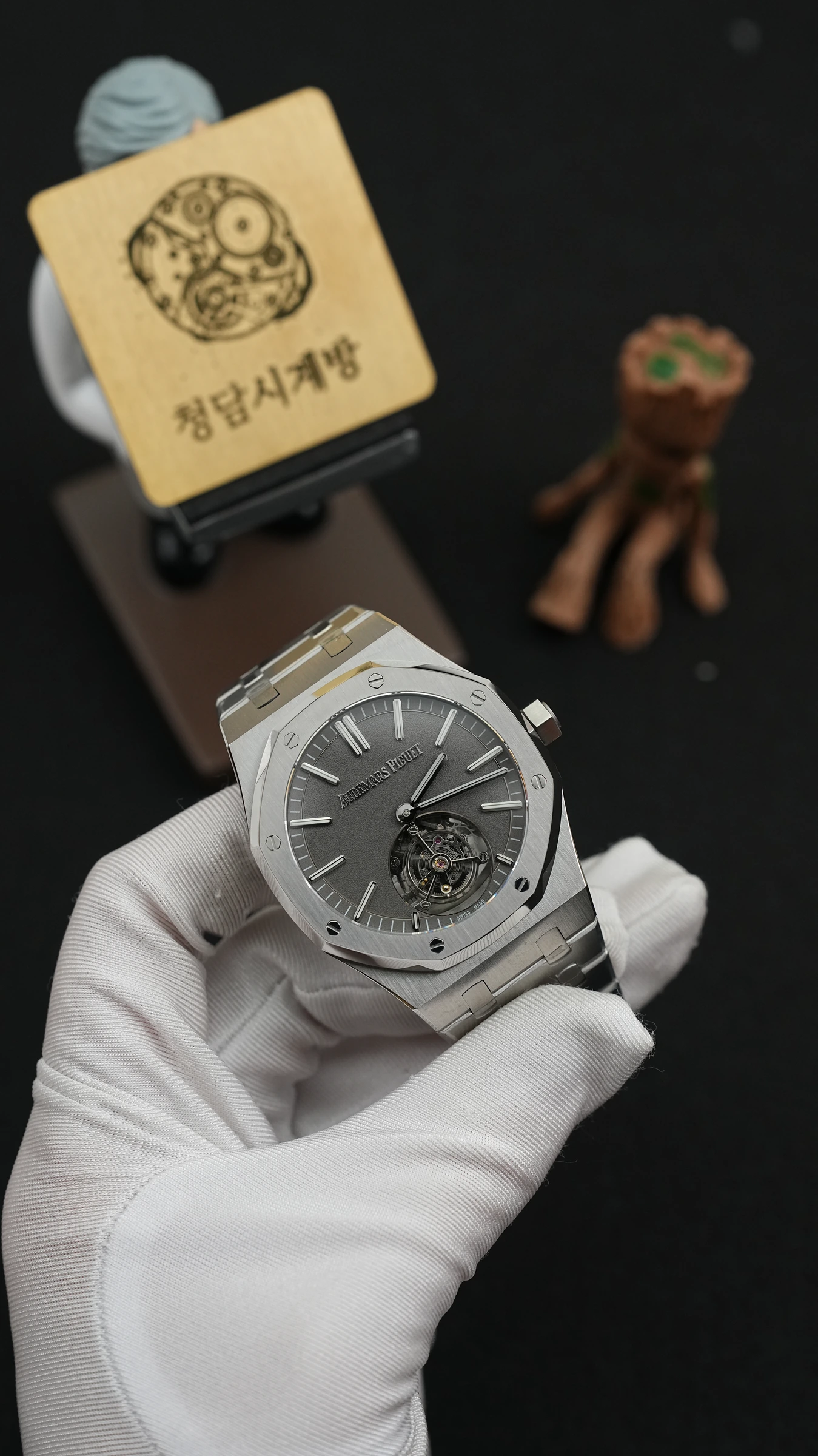 오데마피게 로얄오크 뚜르비옹 그레이 상세 이미지 14