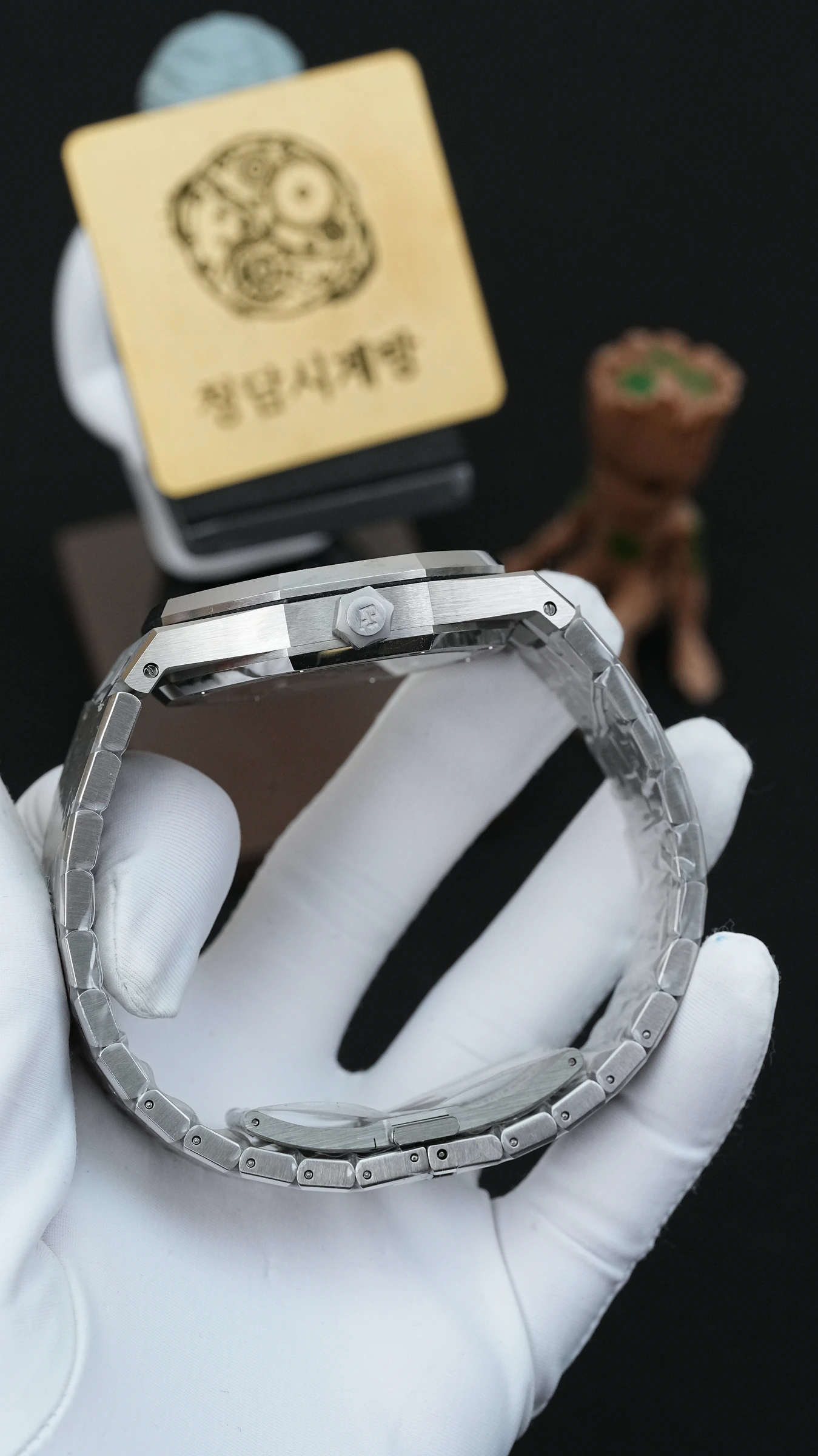 오데마피게 로얄오크 뚜르비옹 퍼플 상세 이미지 4