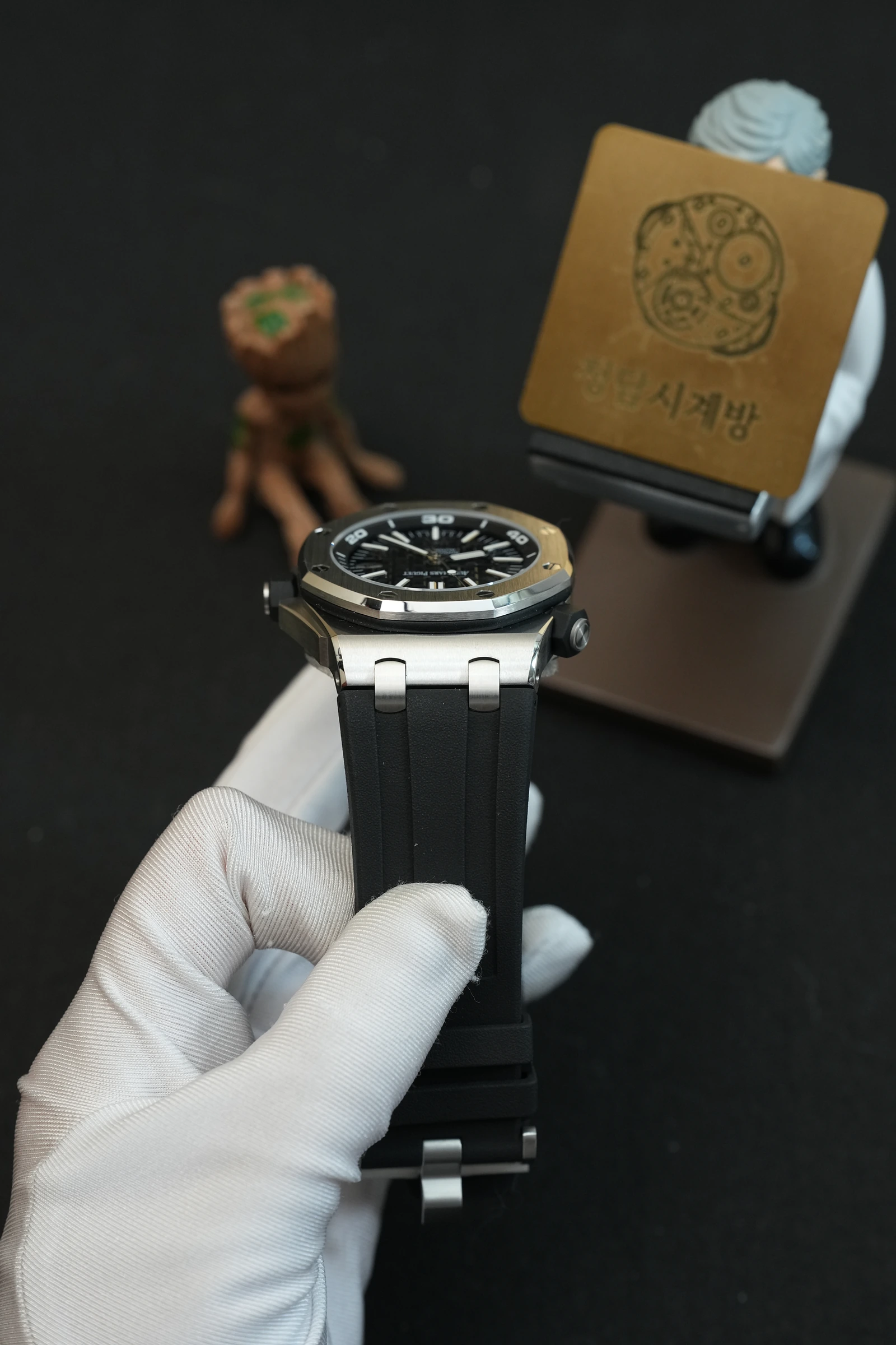 오데마피게 로얄오크 오프쇼어 다이버 검판 상세 이미지 9