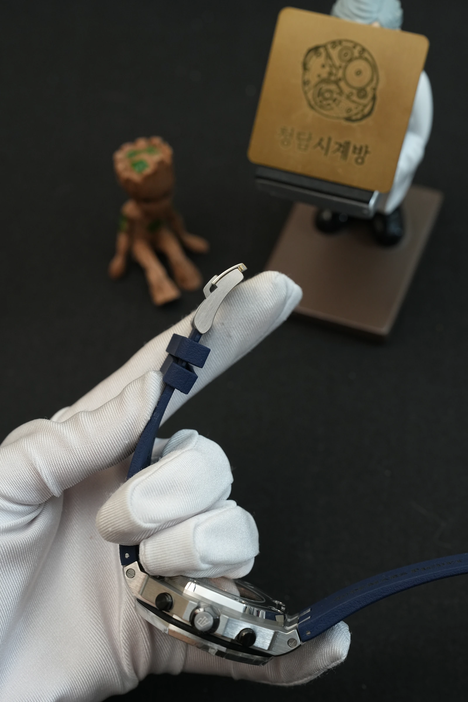 오데마피게 로얄오크 오프쇼어 다이버 블루 상세 이미지 11