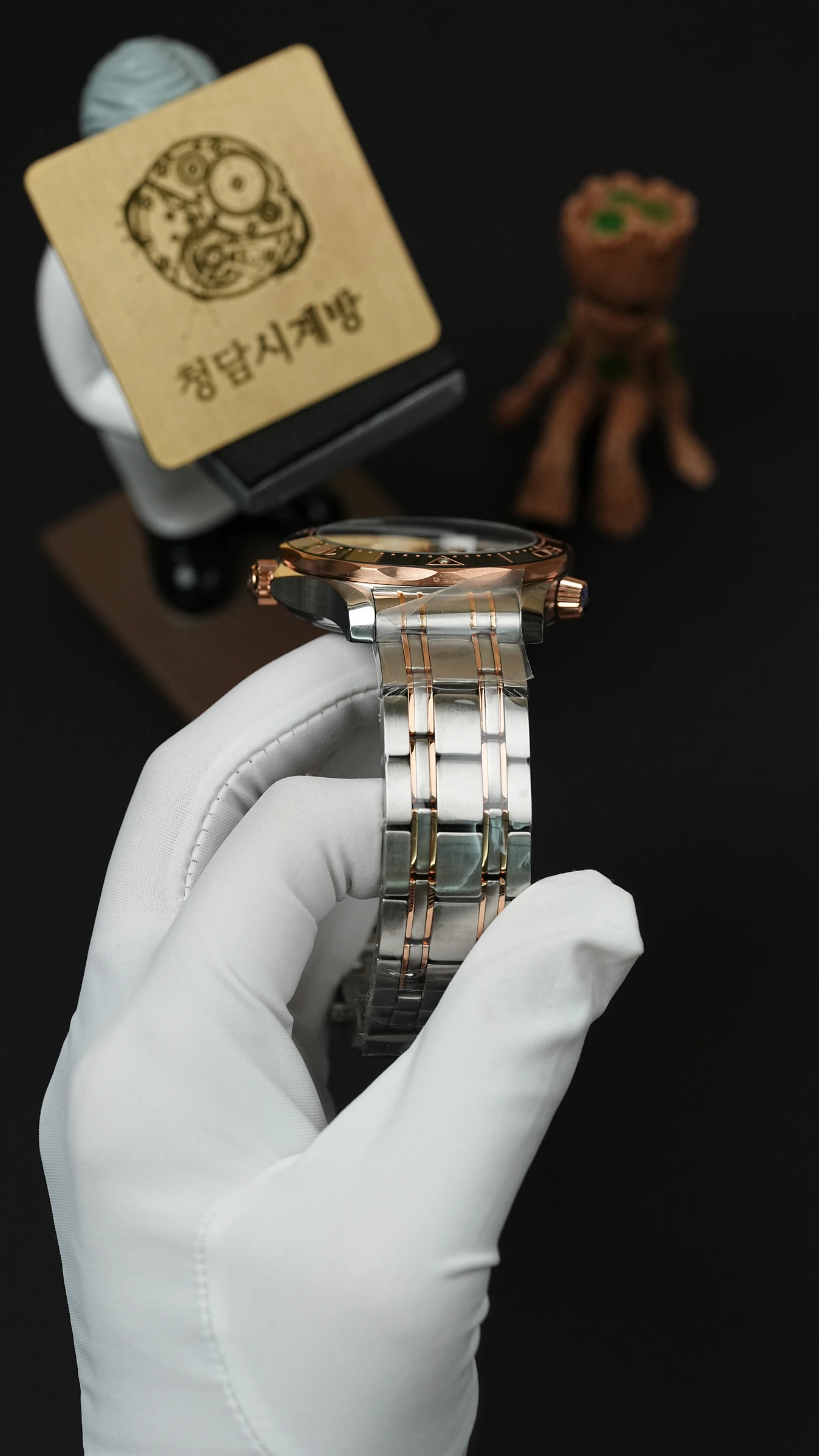 오메가 씨마스터 다이버 300 코 액시얼 마스터 크로노미터 상세 이미지 11