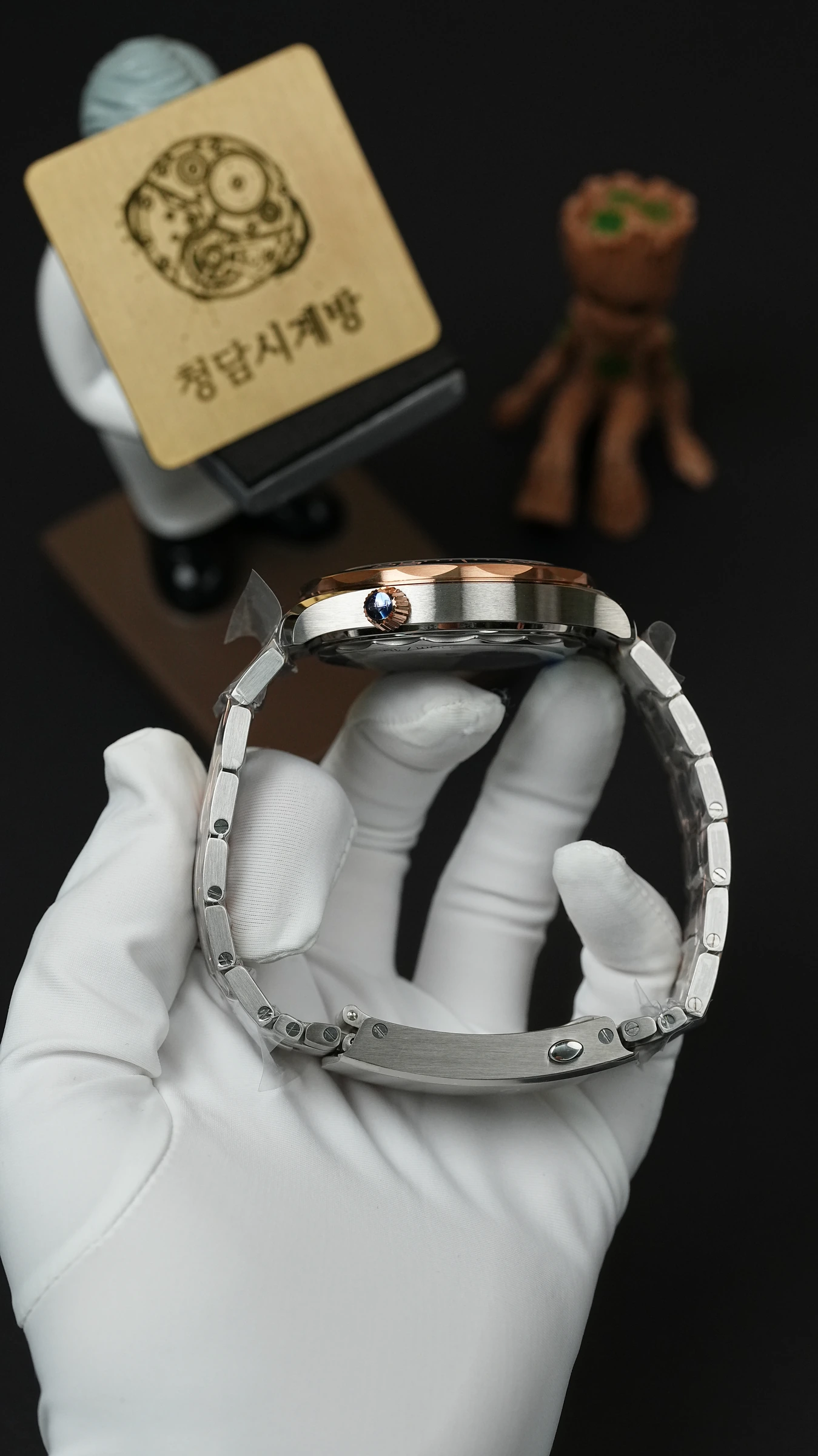 오메가 씨마스터 다이버 300 코 액시얼 마스터 크로노미터 상세 이미지 12