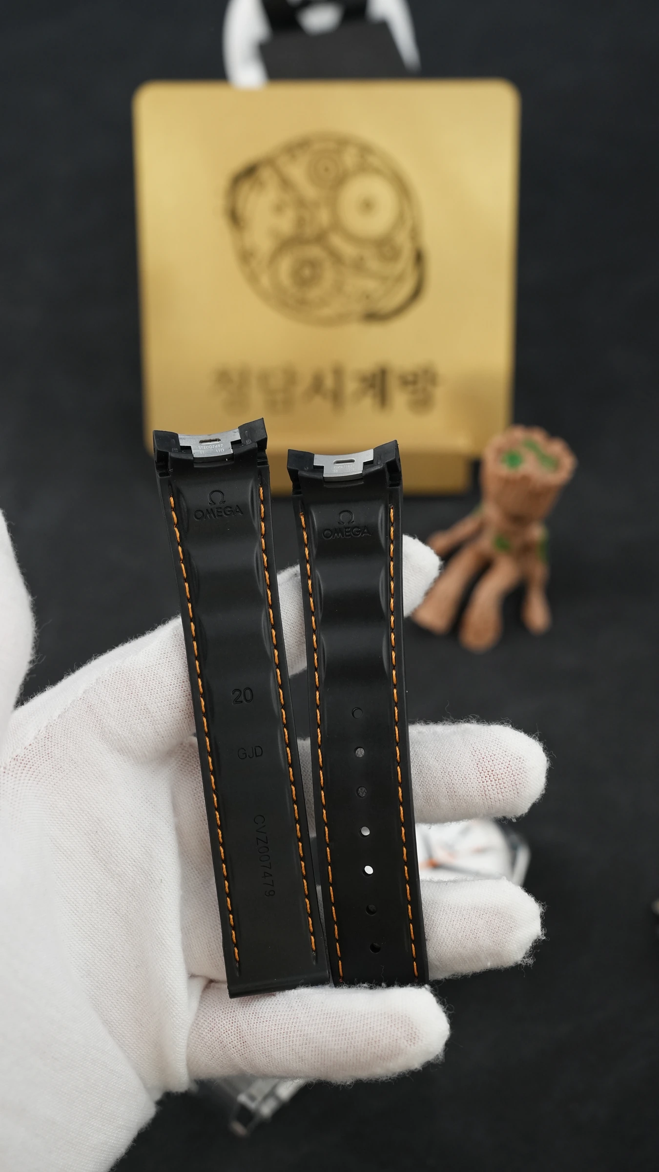오메가 씨마스터 아쿠아테라 화이트 상세 이미지 9