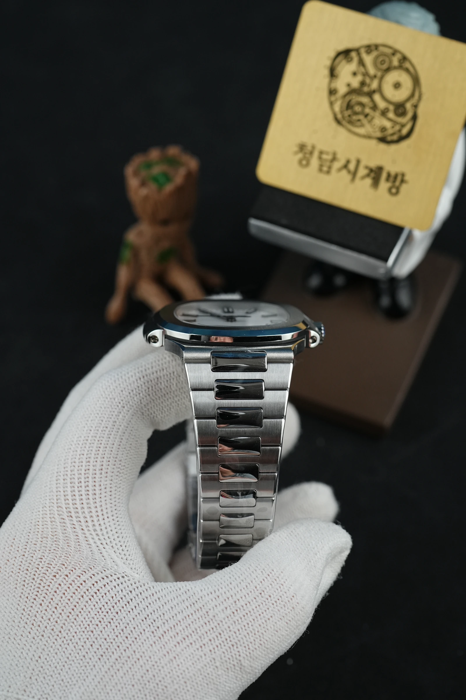 파텍필립 노틸러스 5711 화이트 스틸 상세 이미지 3