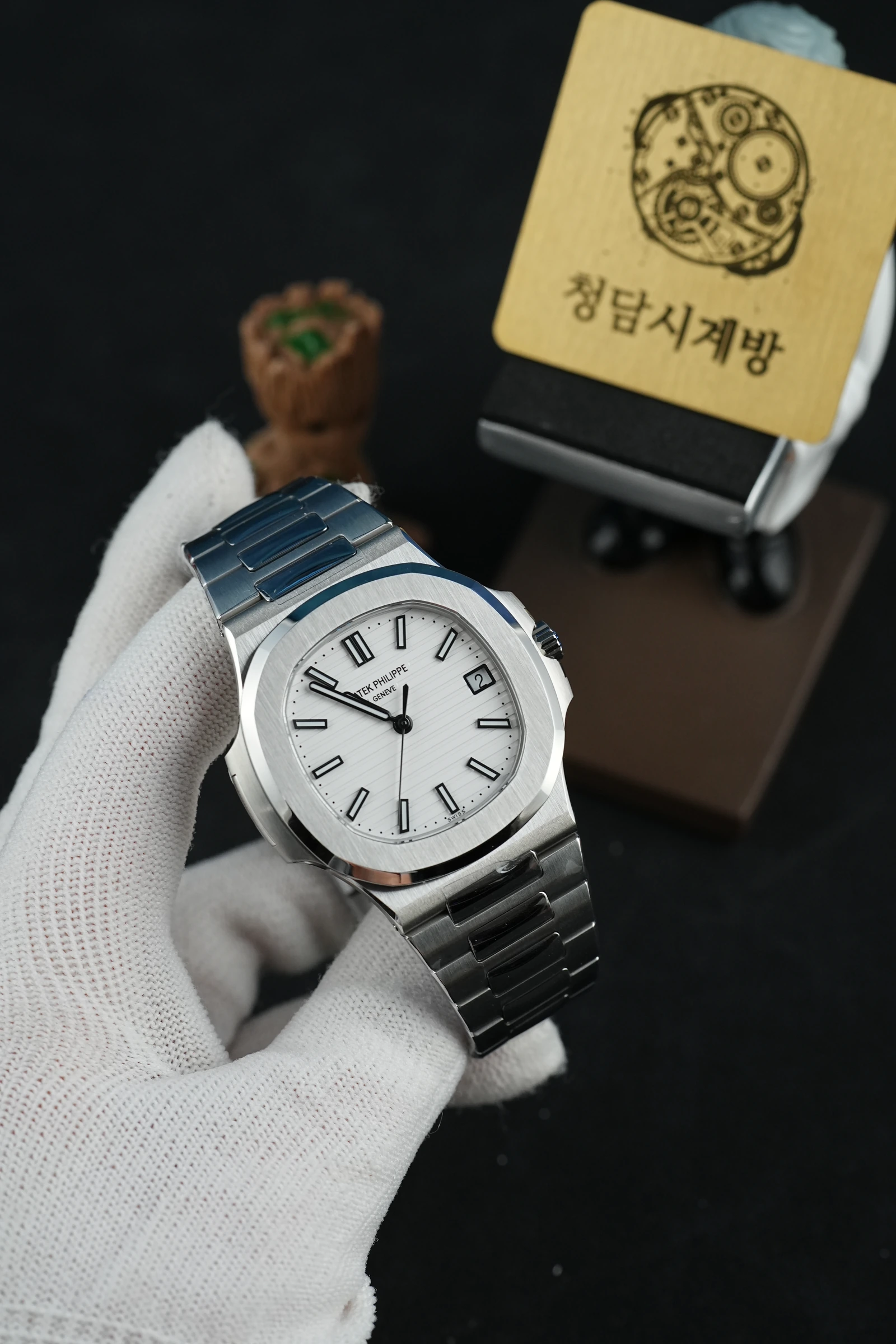 파텍필립 노틸러스 5711 화이트 스틸 상세 이미지 14