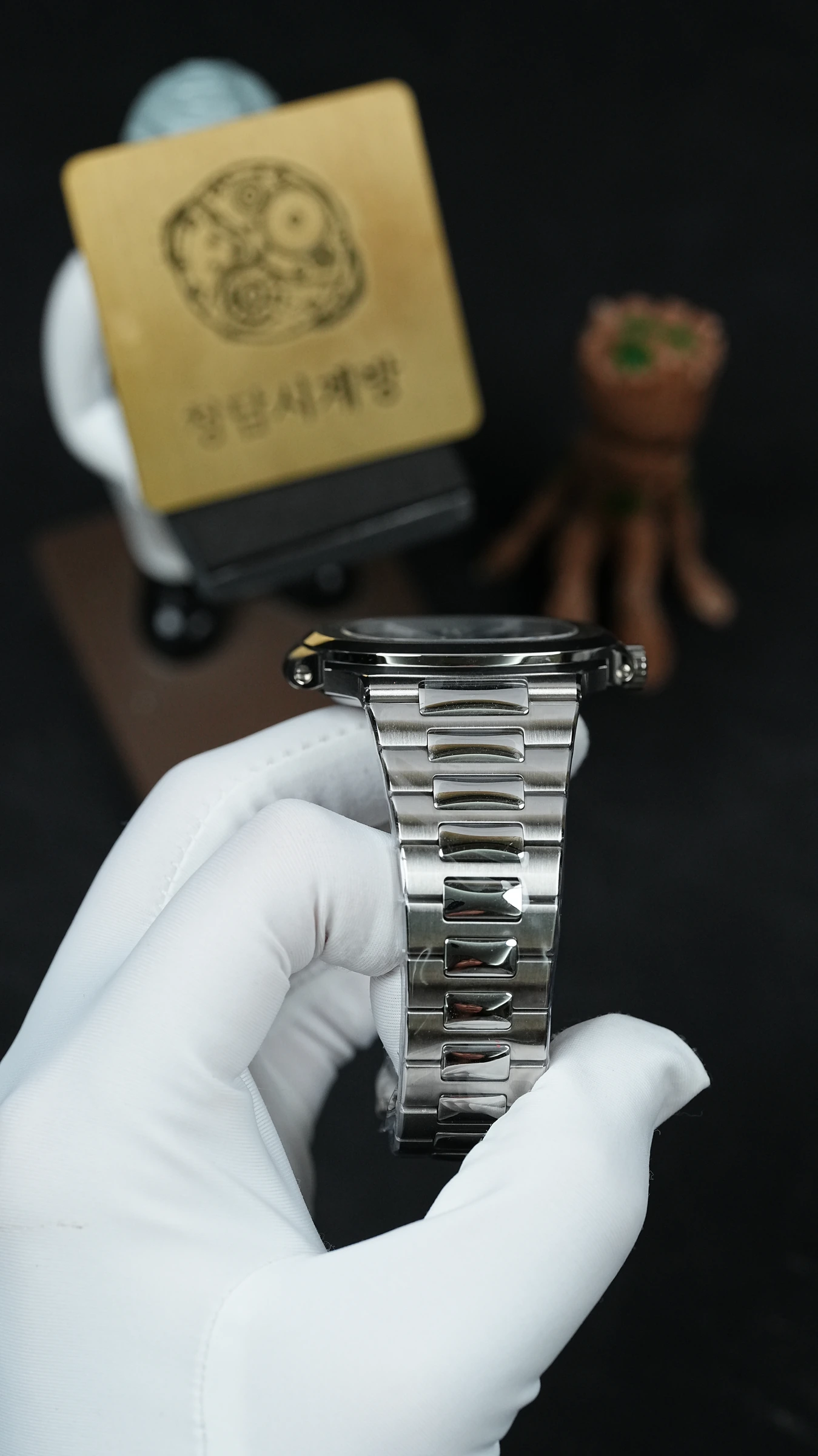 파텍필립 노틸러스 5811 블루 상세 이미지 5