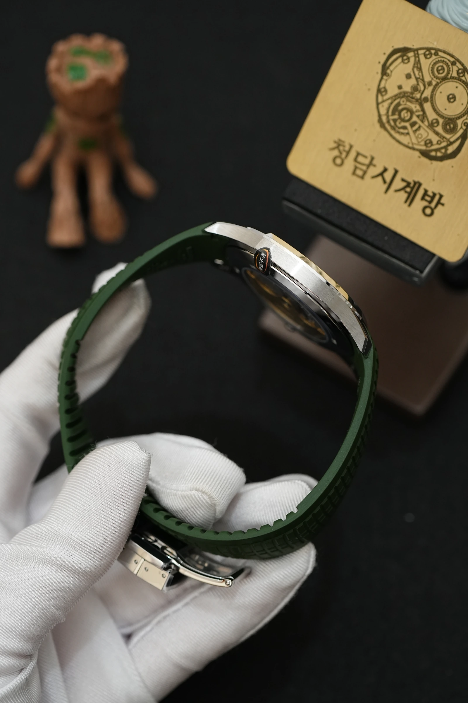 파텍필립 아쿠아넛 수류탄그린 상세 이미지 8