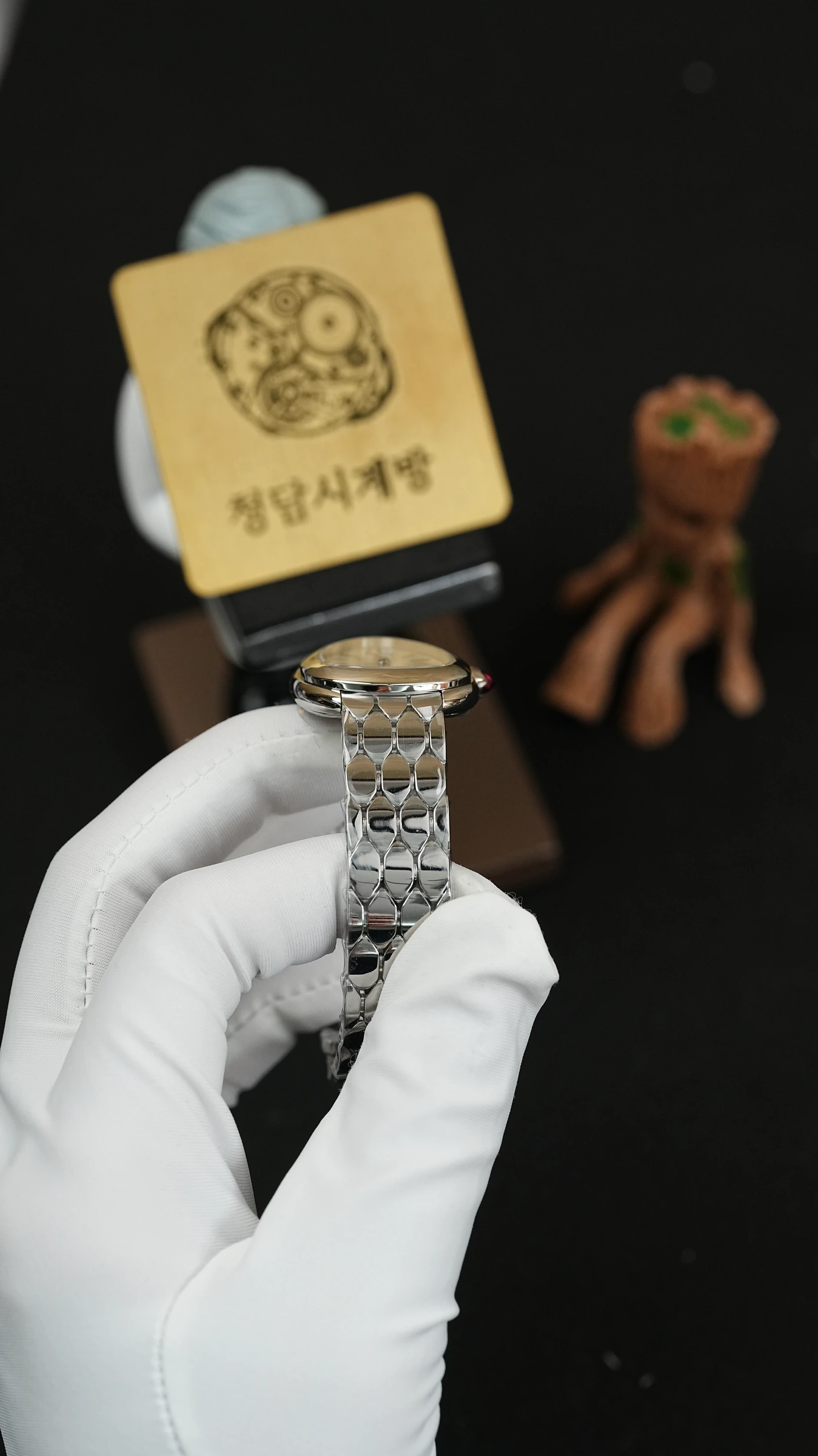 불가리 세르펜티 세두토리 화이트 상세 이미지 14
