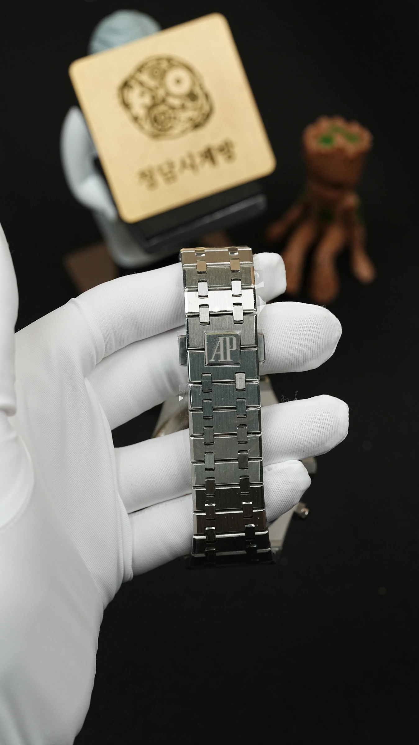 오데마피게 로얄오크 26240 화이트 상세 이미지 4