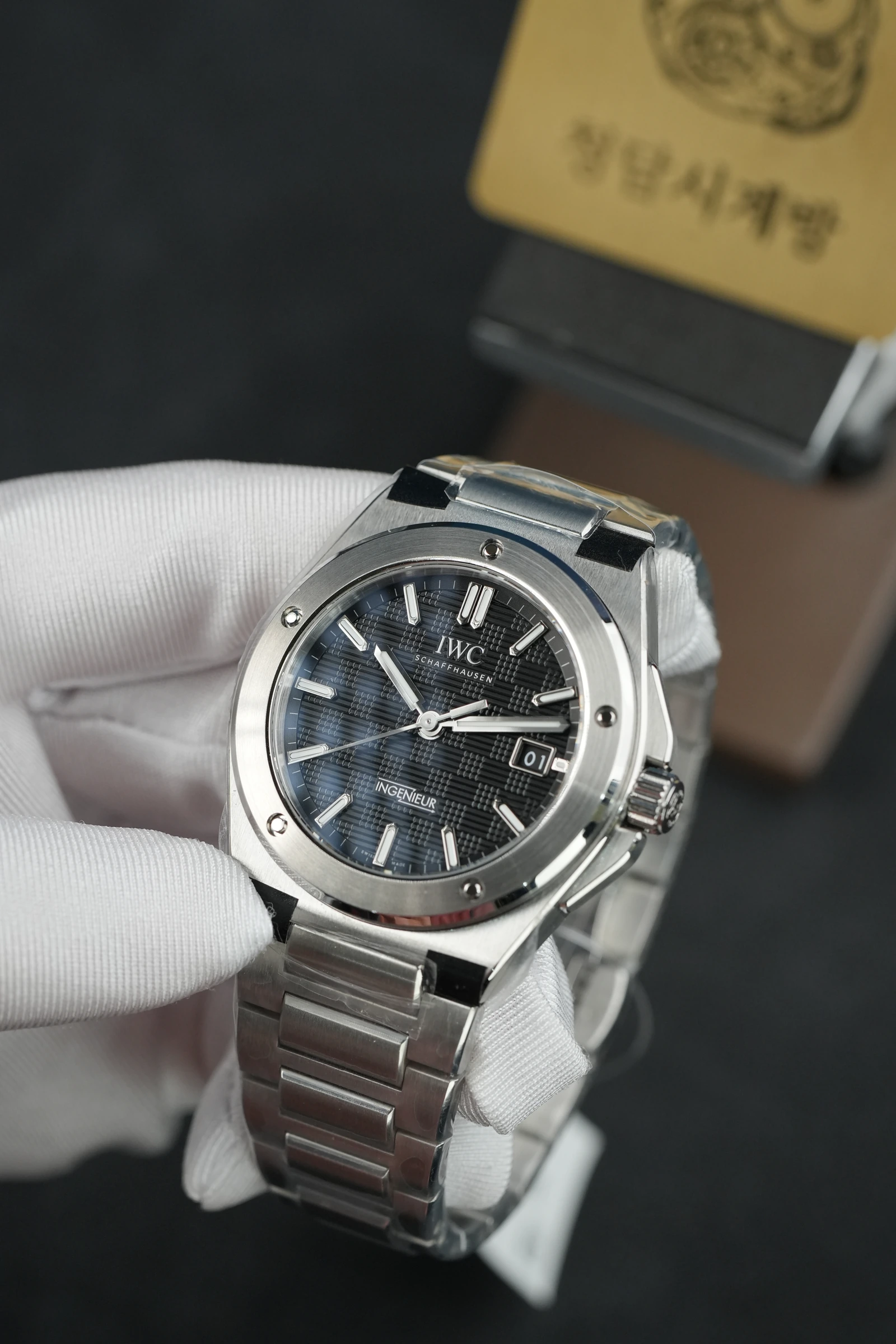 IWC 인제니어 블랙 상세 이미지 4