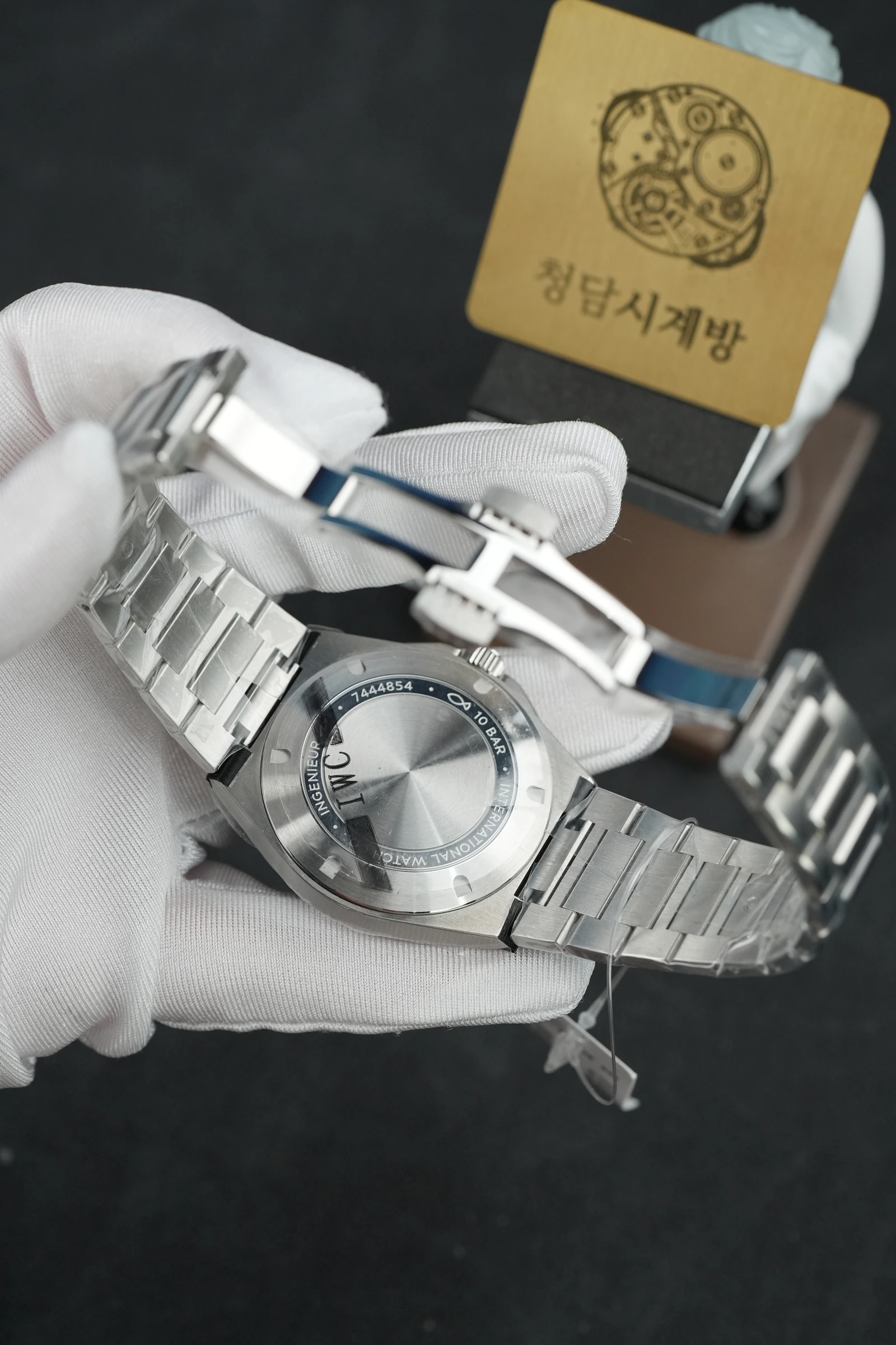 IWC 인제니어 블랙 상세 이미지 16