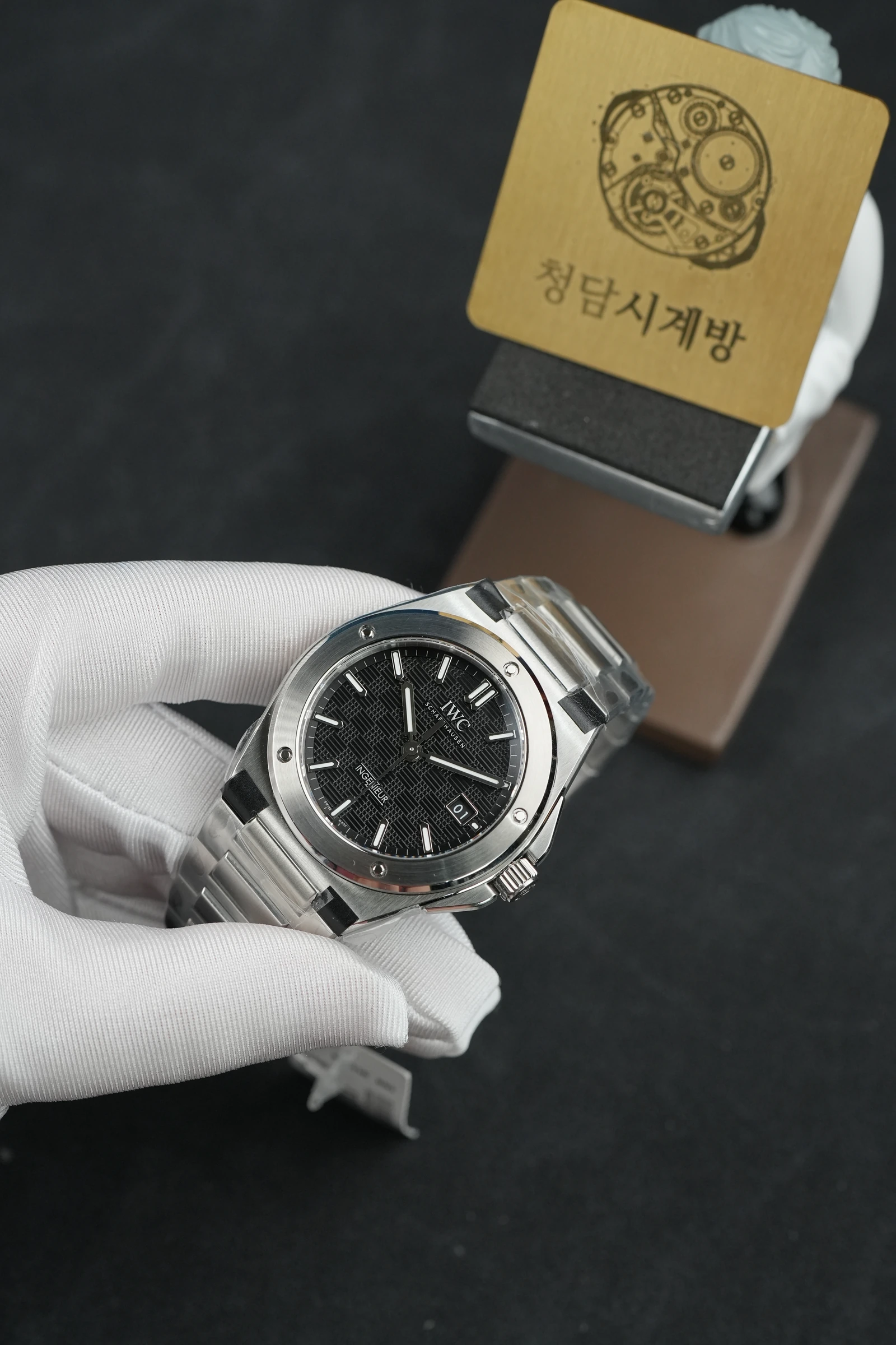 IWC 인제니어 블랙 상세 이미지 17