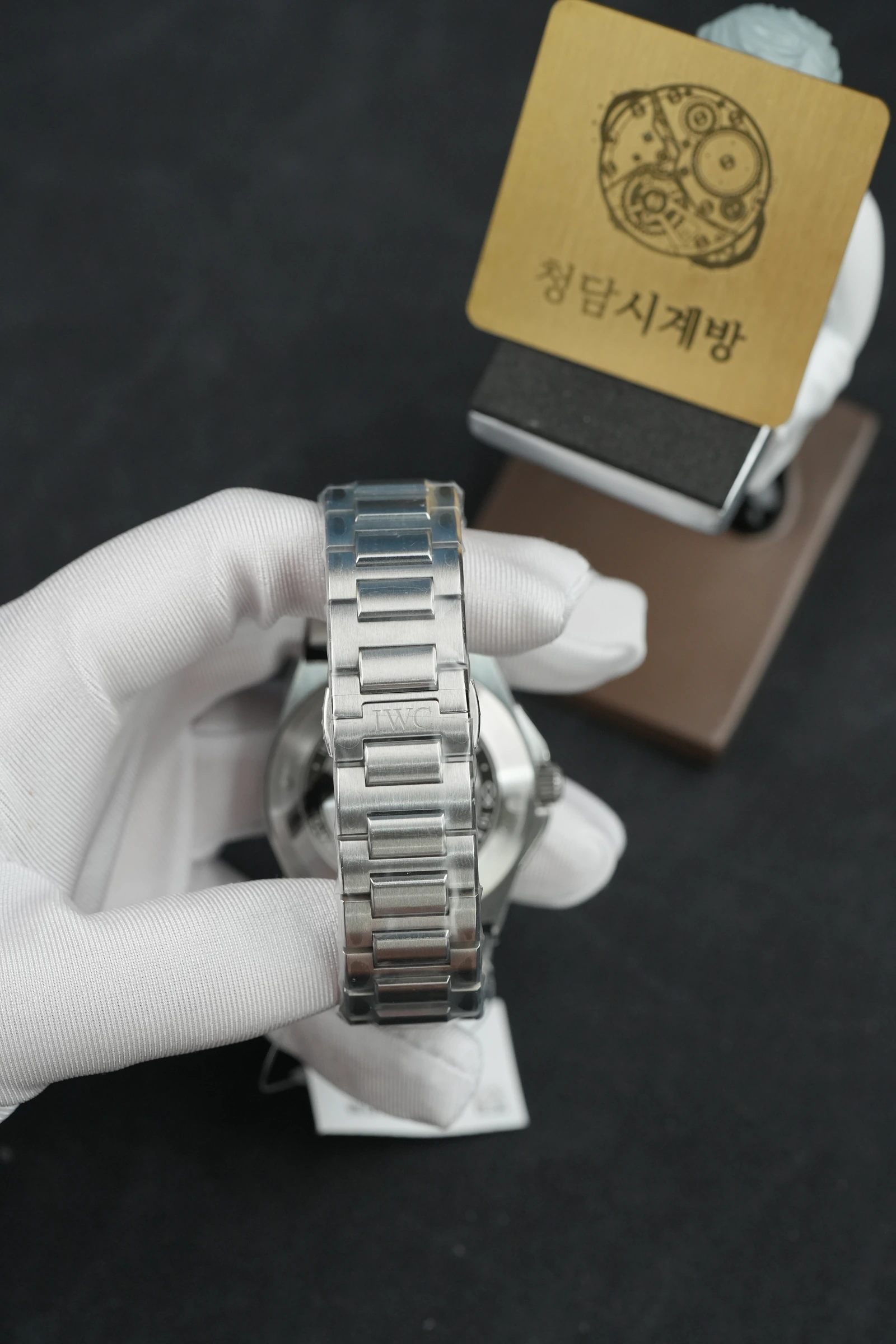 IWC 인제니어 블랙 상세 이미지 19