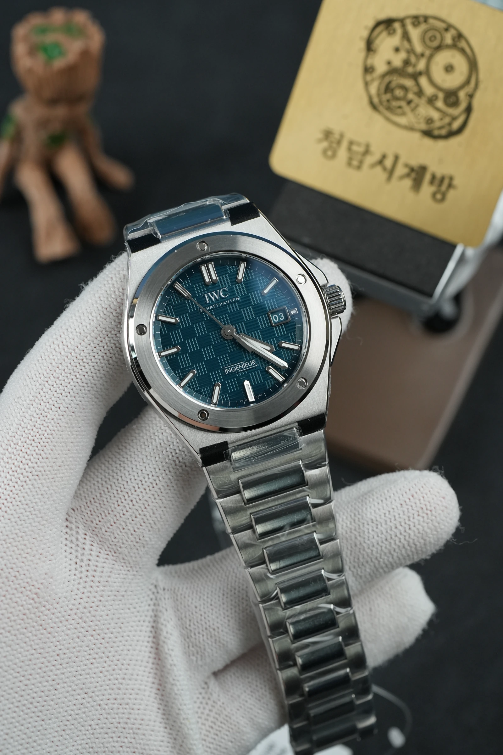 IWC 인제니어 블루 상세 이미지 4