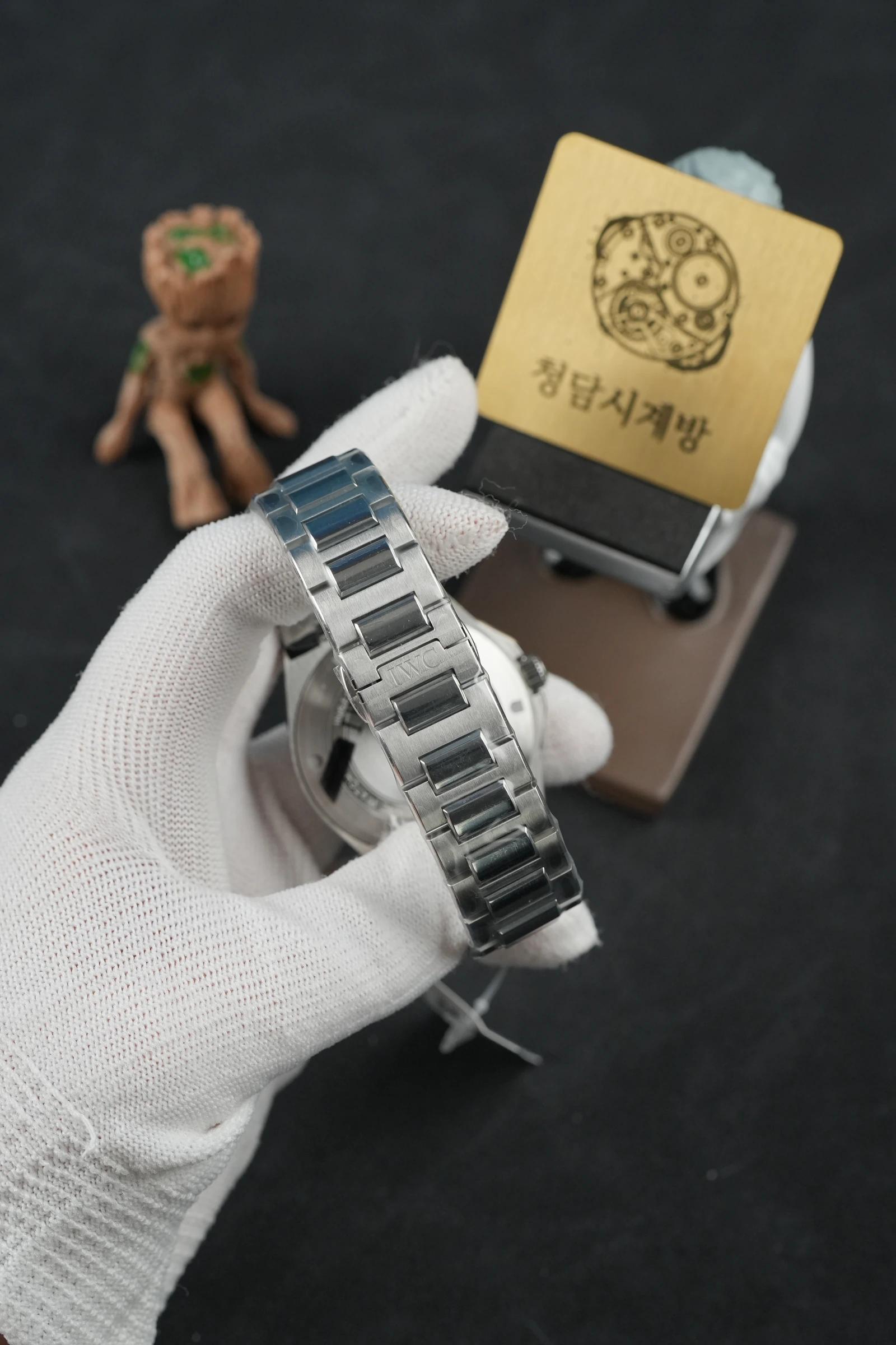 IWC 인제니어 블루 상세 이미지 12