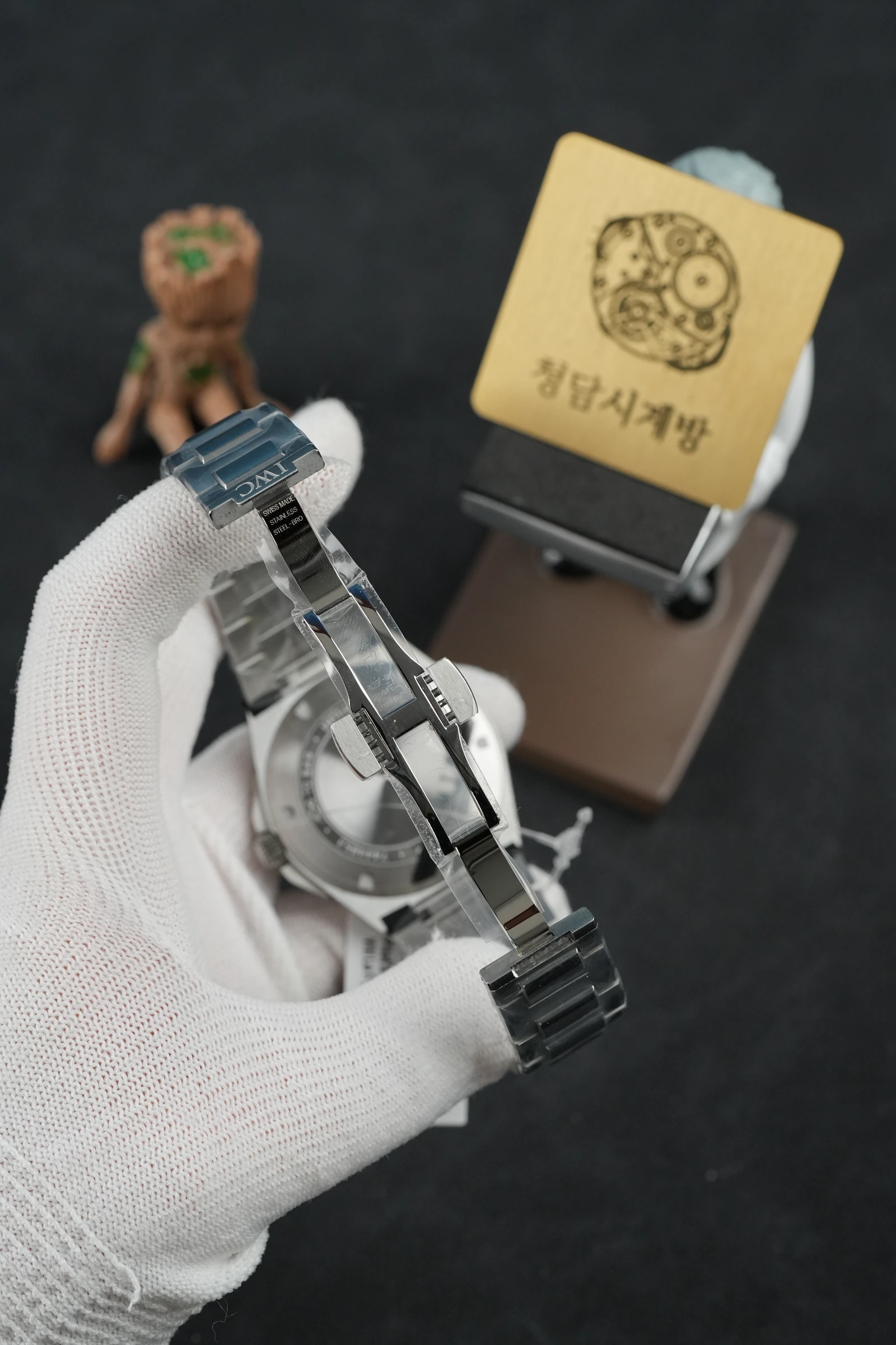 IWC 인제니어 블루 상세 이미지 13