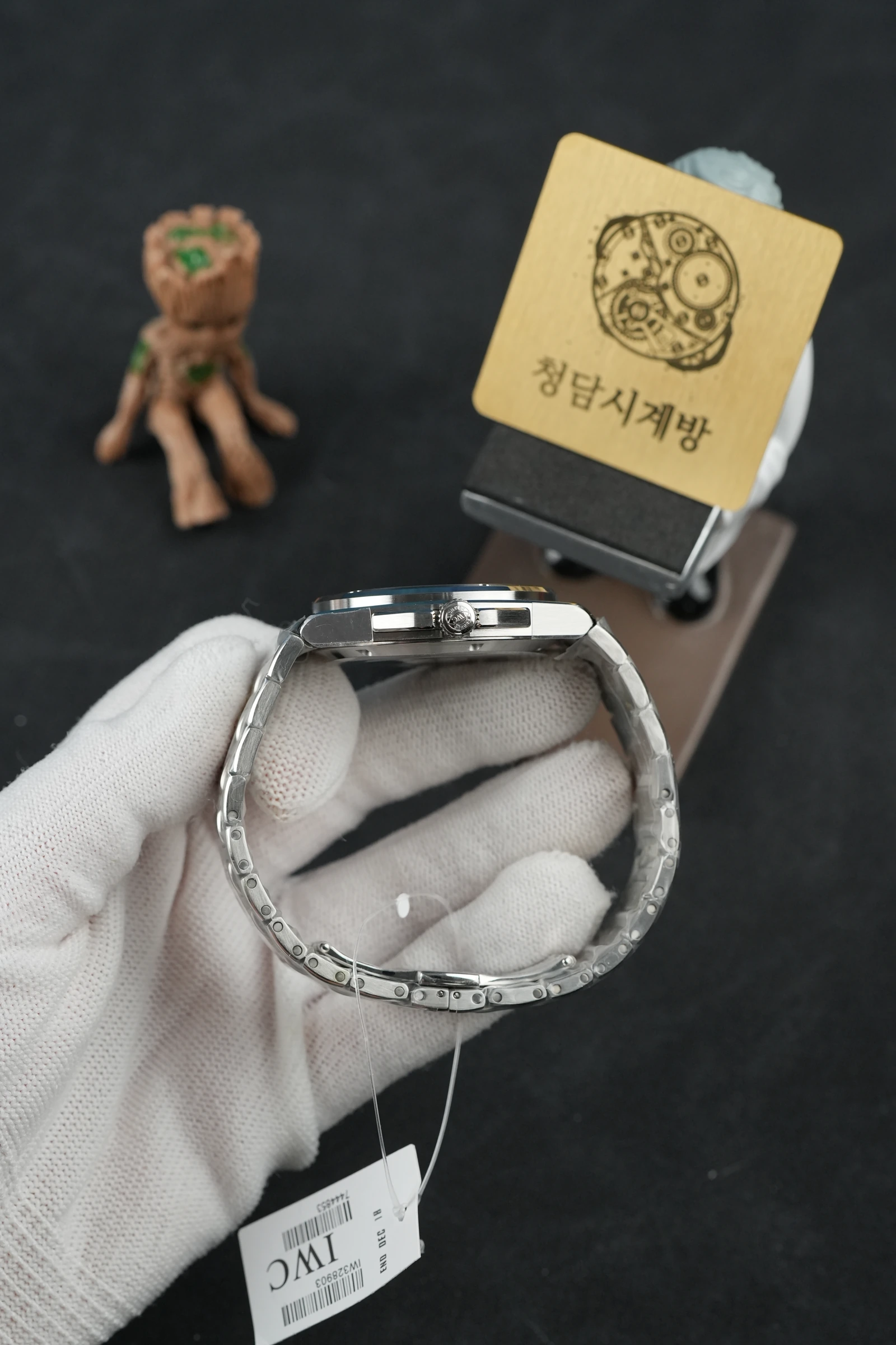 IWC 인제니어 블루 상세 이미지 14