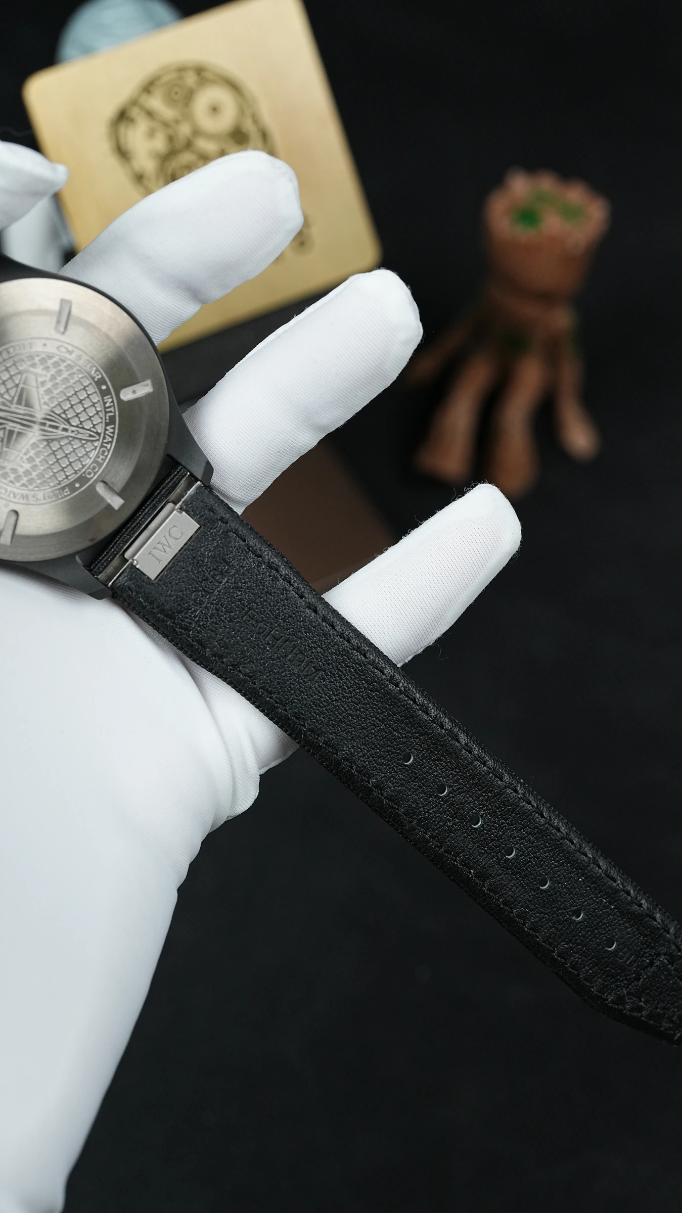 IWC 파일럿 워치 블랙에이스 상세 이미지 6