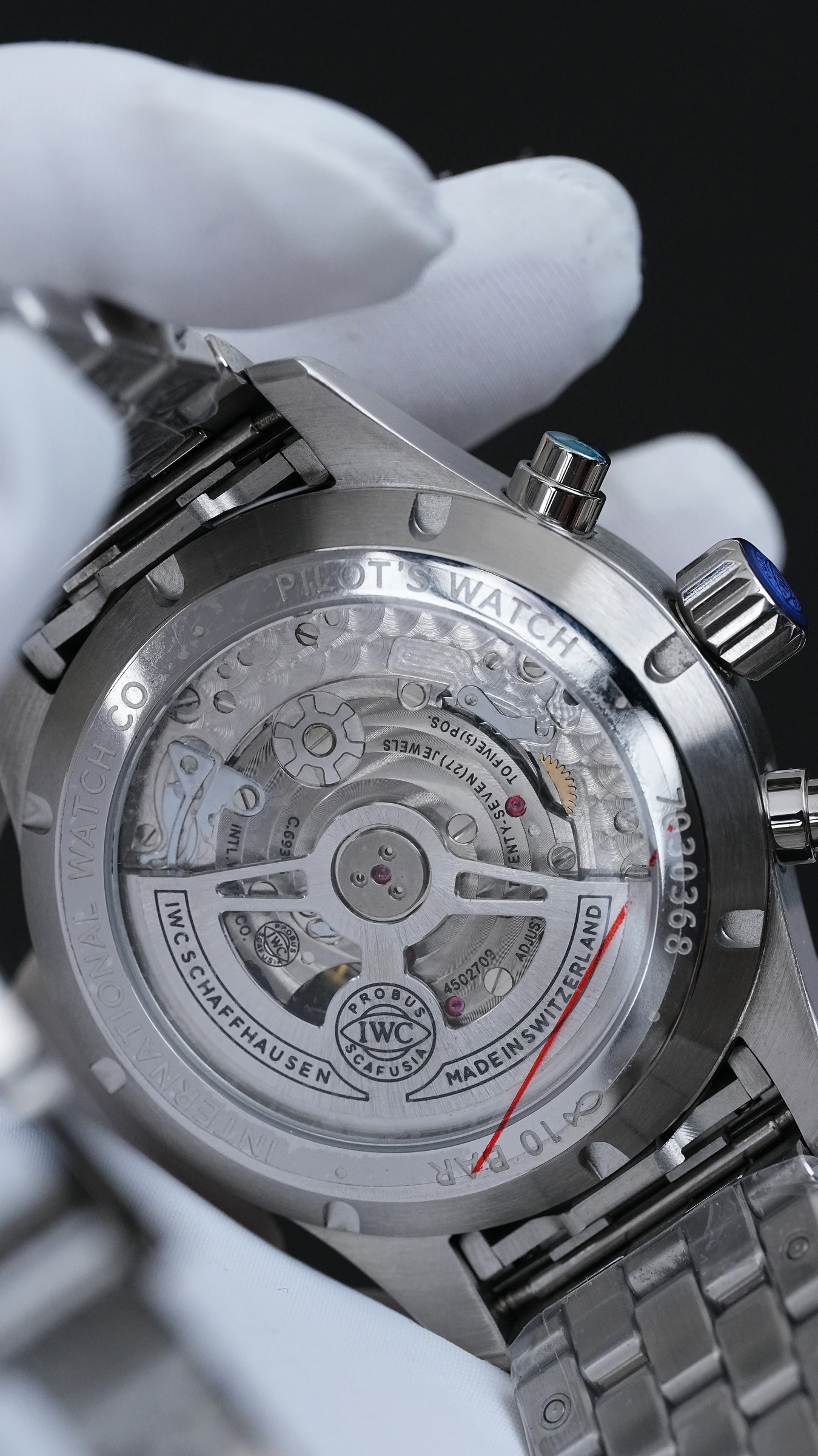 IWC 파일럿 워치 크로노그래프 그린 상세 이미지 10