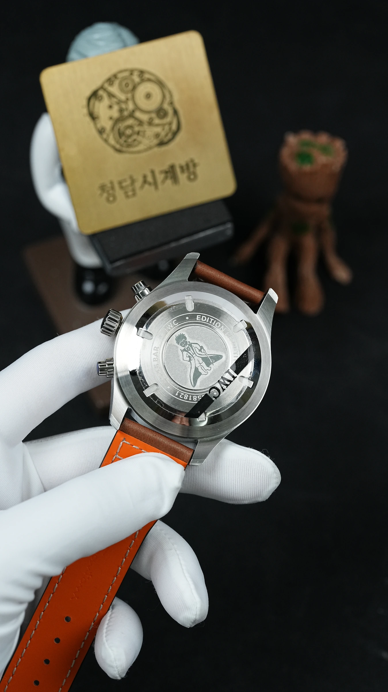 IWC 파일럿 워치 크로노그래프 어린왕자 상세 이미지 16