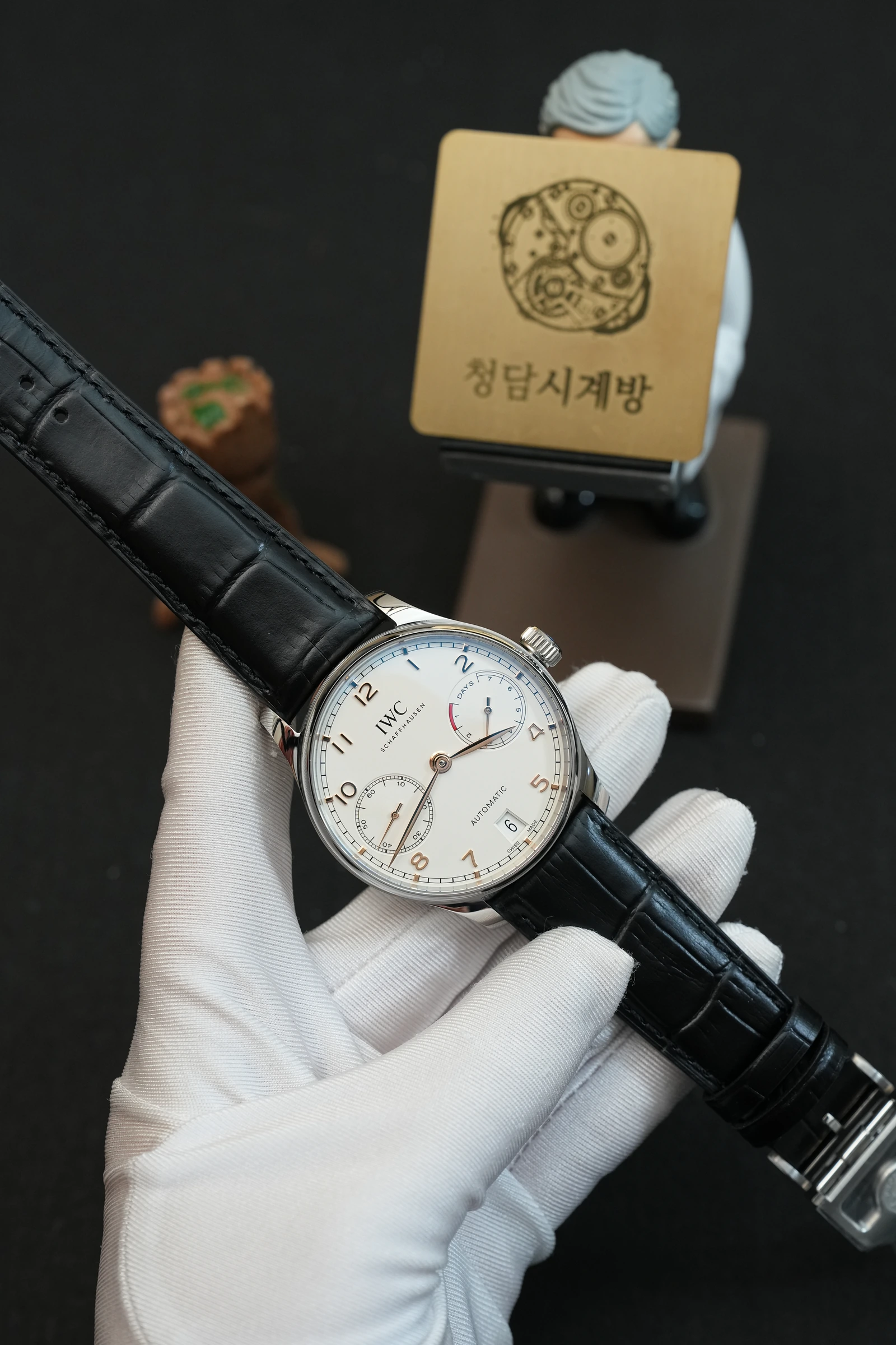 IWC 포르투기저 7DAYS 골드핸즈 상세 이미지 4