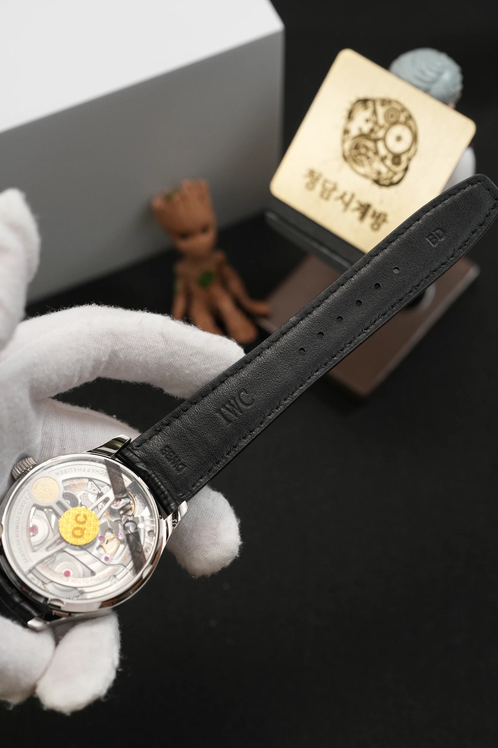 IWC 포르투기저 7DAYS 블루 상세 이미지 7
