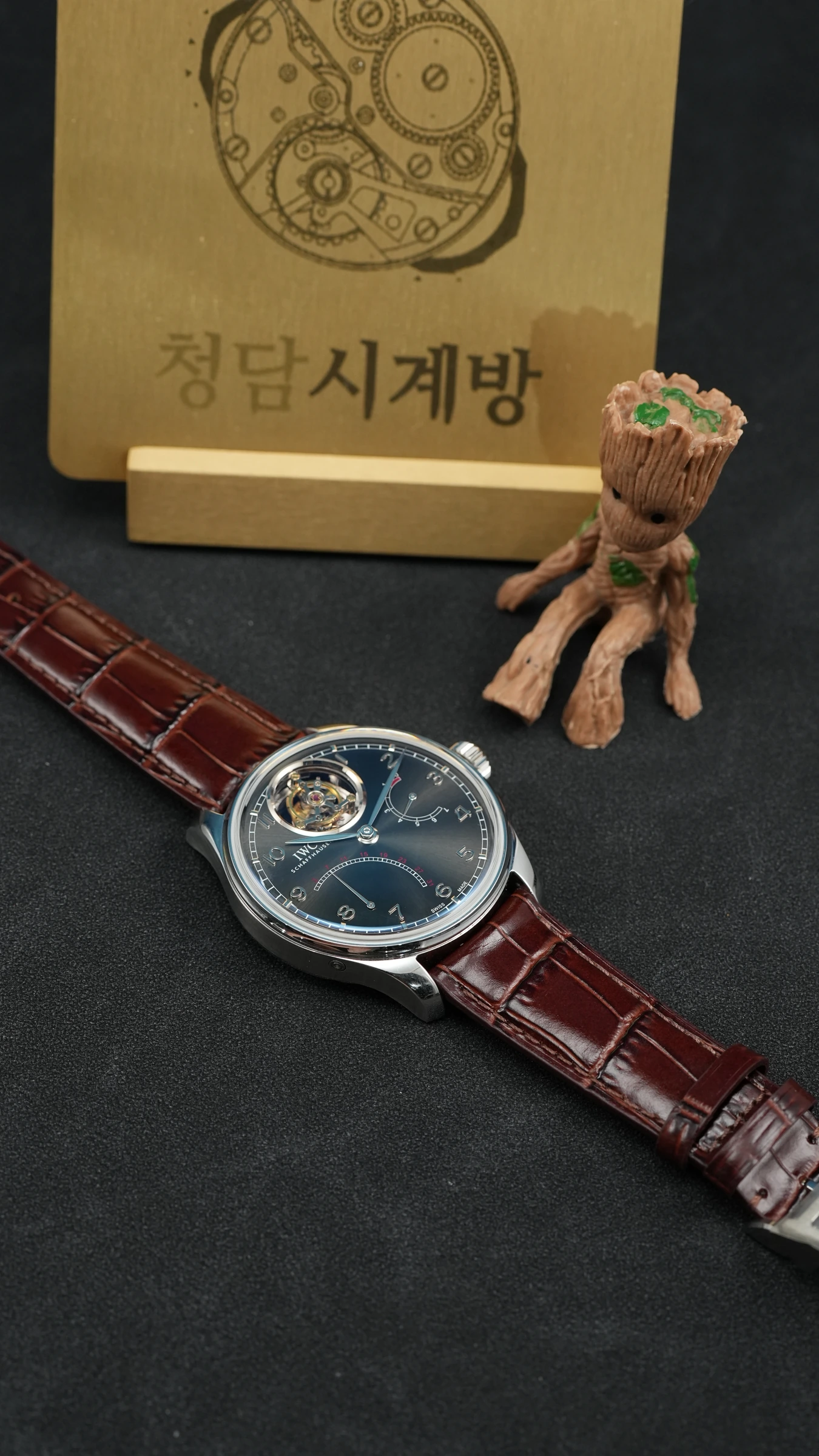 IWC 포르투기저 뚜르비용 그레이 상품 이미지 1