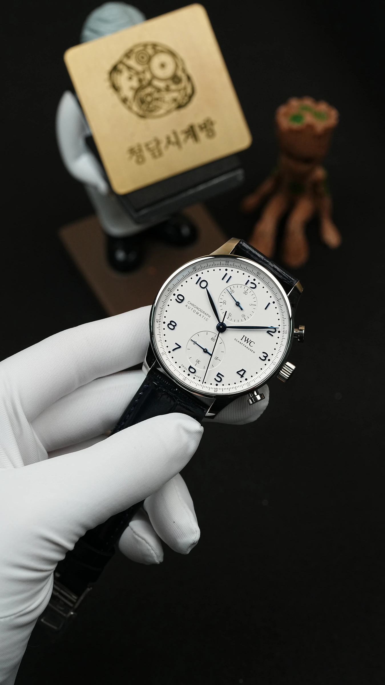 IWC 포르투기저 크로노 블루핸즈 상세 이미지 5