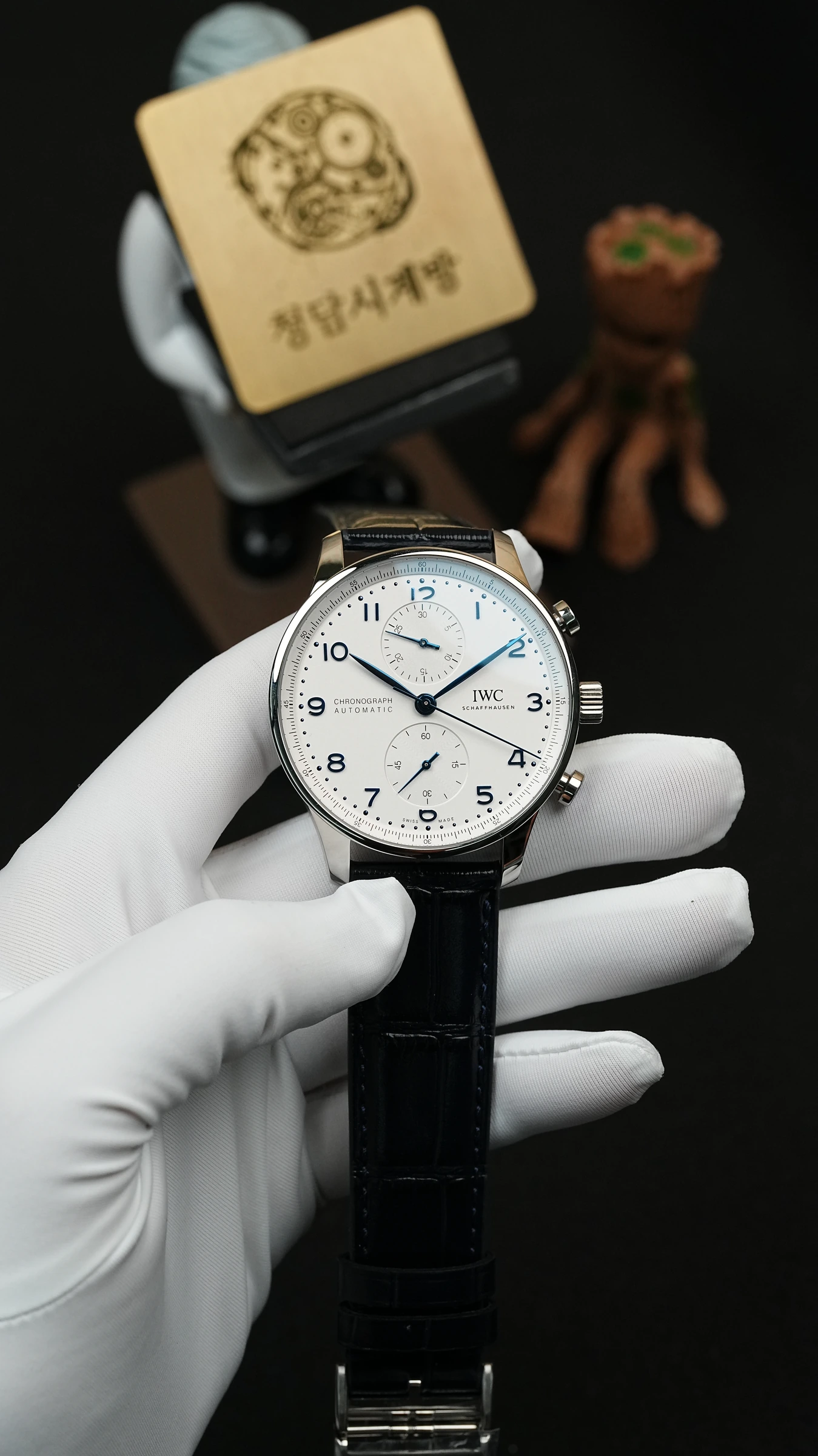 IWC 포르투기저 크로노 블루핸즈 상세 이미지 7