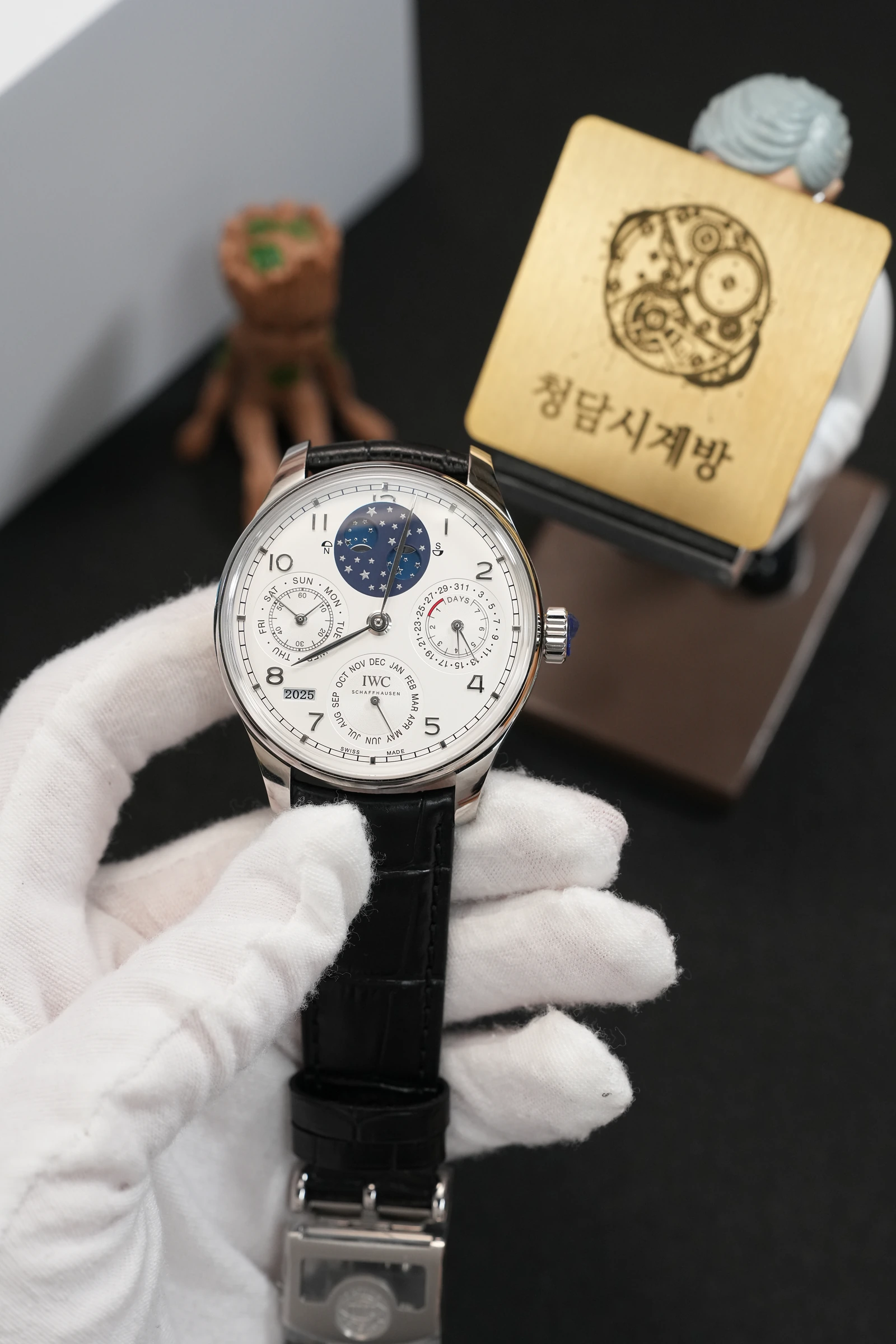 IWC 포르투기저 퍼페추얼 캘린더 실버 상세 이미지 6