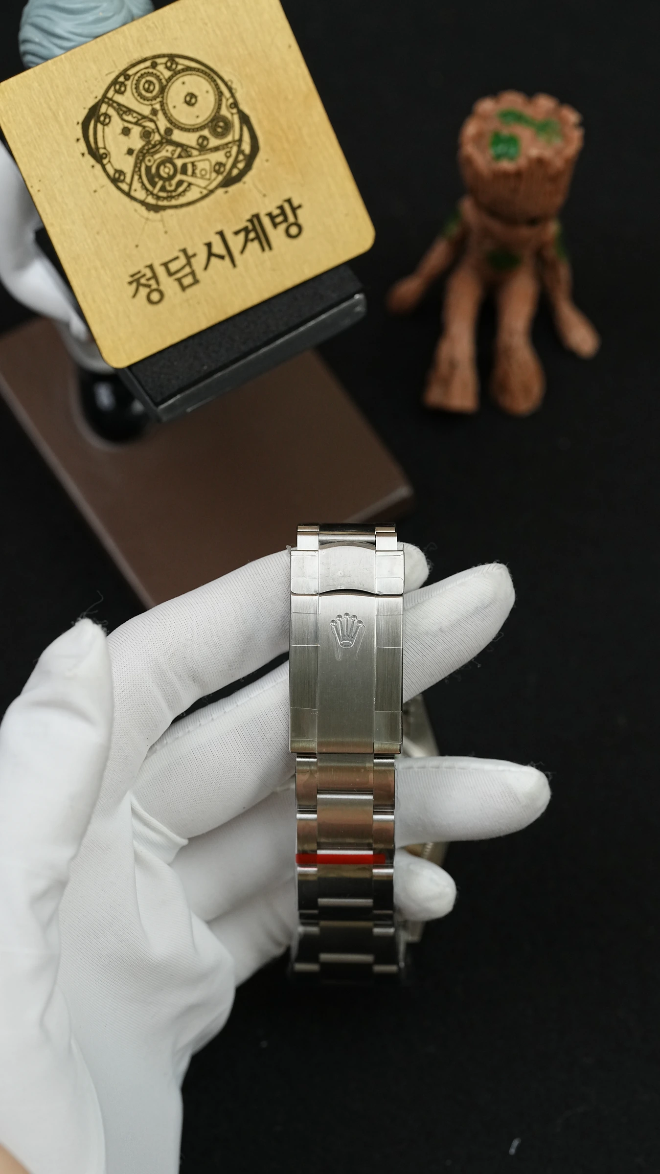 롤렉스 오이스터퍼페츄얼 논데이트 블루 상세 이미지 3