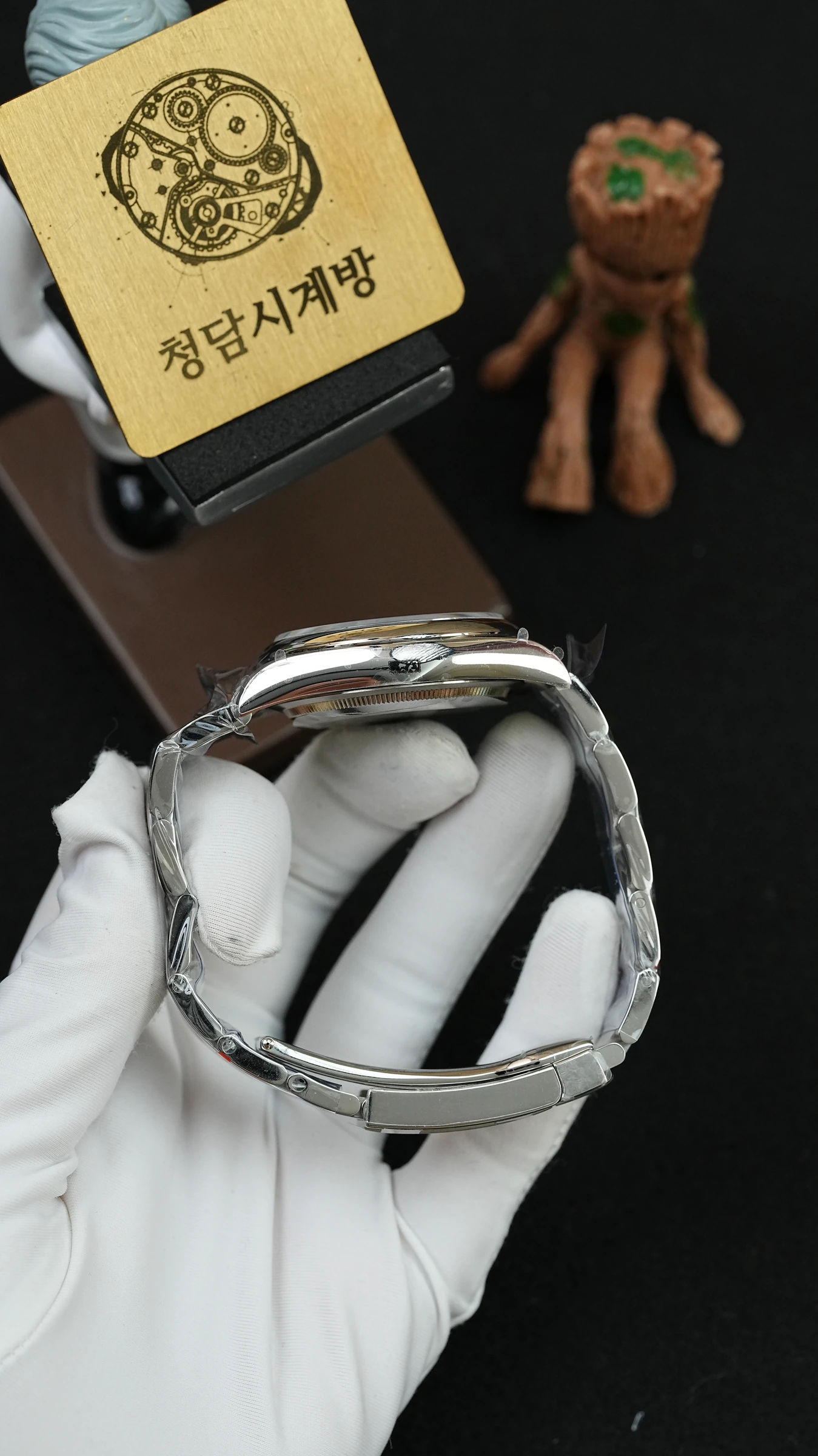롤렉스 오이스터퍼페츄얼 논데이트 블루 상세 이미지 12
