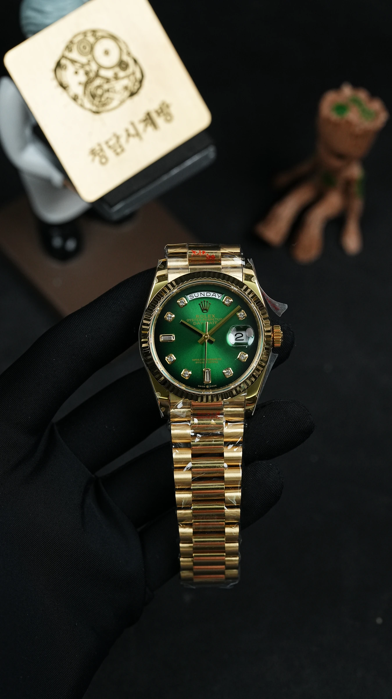 롤렉스 데이데이트 그린 옴브레 36mm 상품 이미지 1