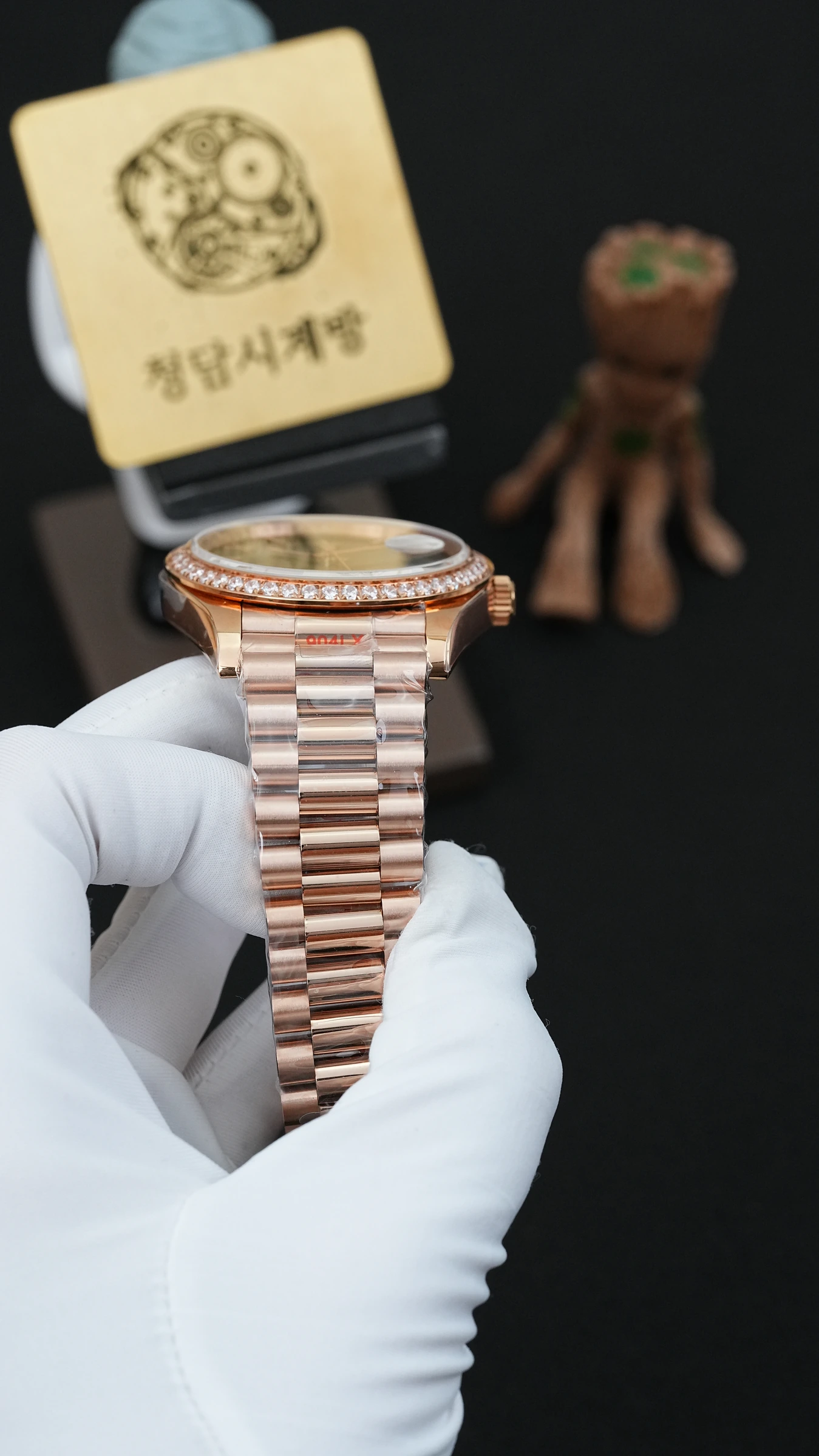 롤렉스 데이데이트 로즈골드 올리브그린 다이아베젤 상세 이미지 11