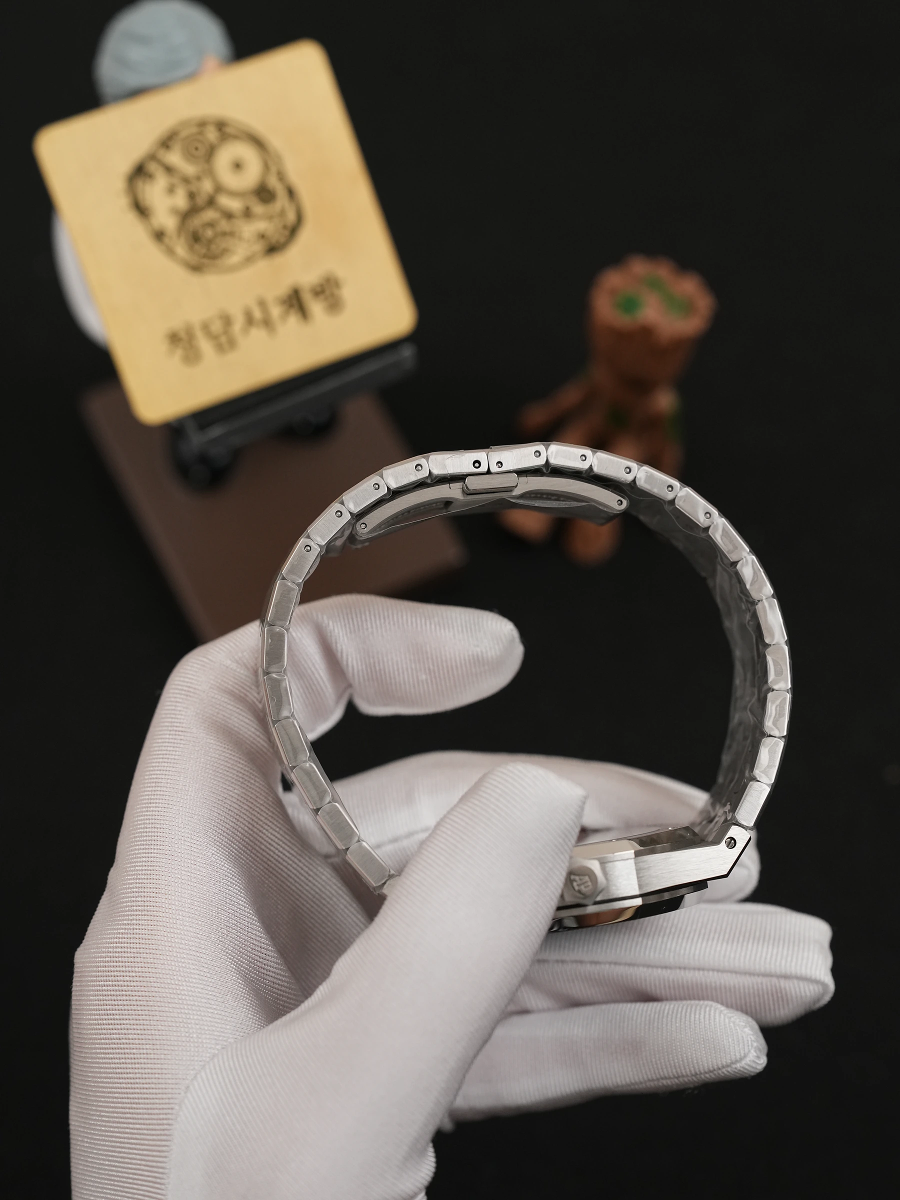 오데마피게 로얄오크 26730ST 투르비용 블루 상세 이미지 5