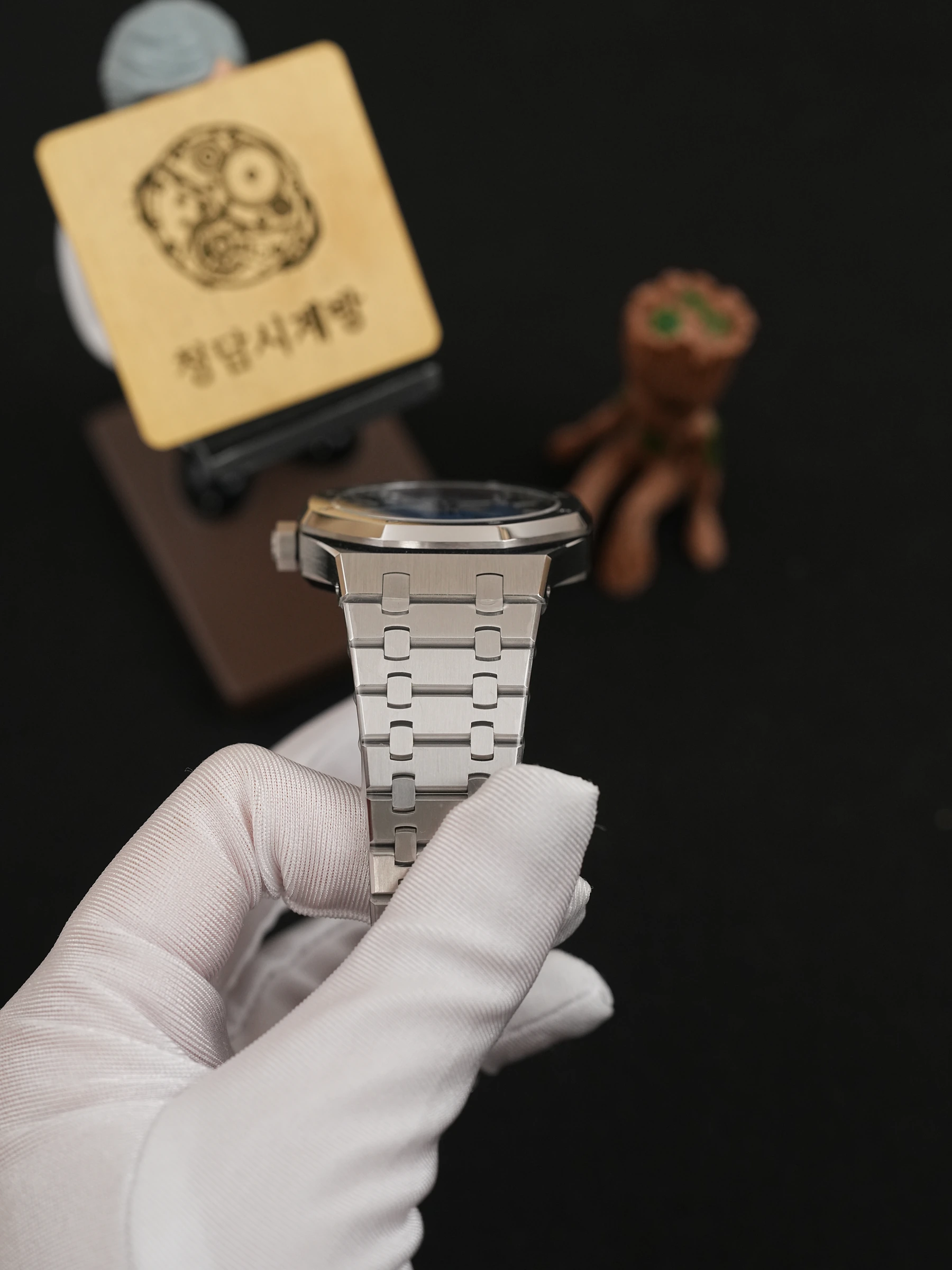 오데마피게 로얄오크 26730ST 투르비용 블루 상세 이미지 16