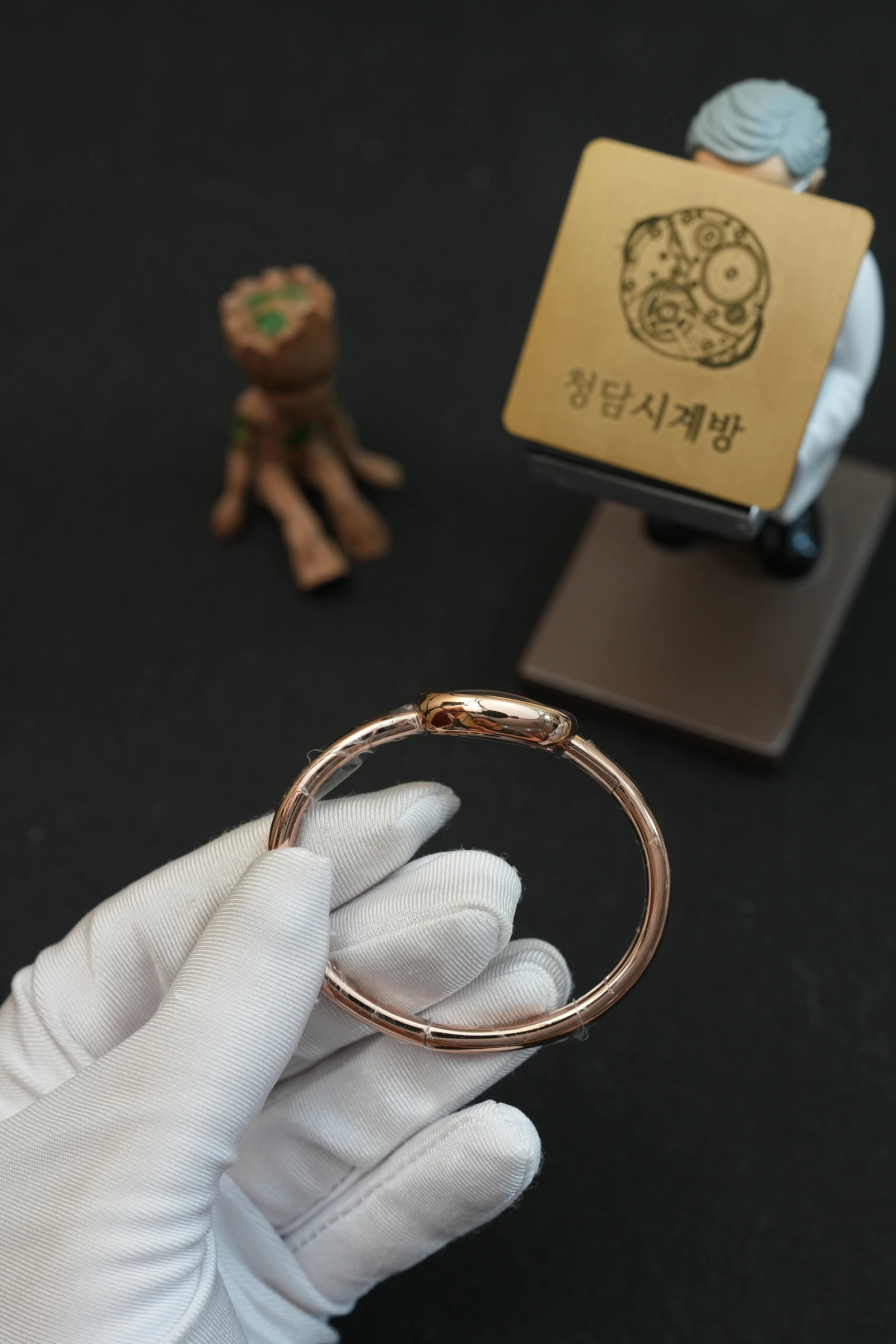까르띠에 베누아 화이트 로즈톤 뱅글 상세 이미지 13
