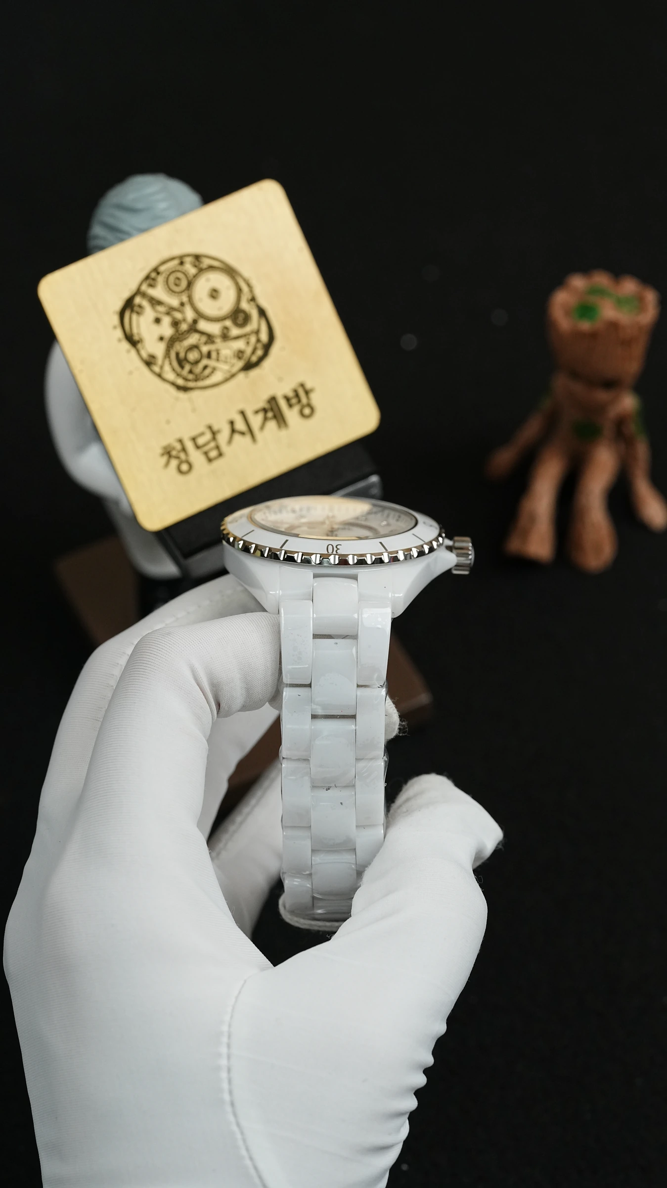 샤넬 J12 화이트 보석 투명백 상세 이미지 11