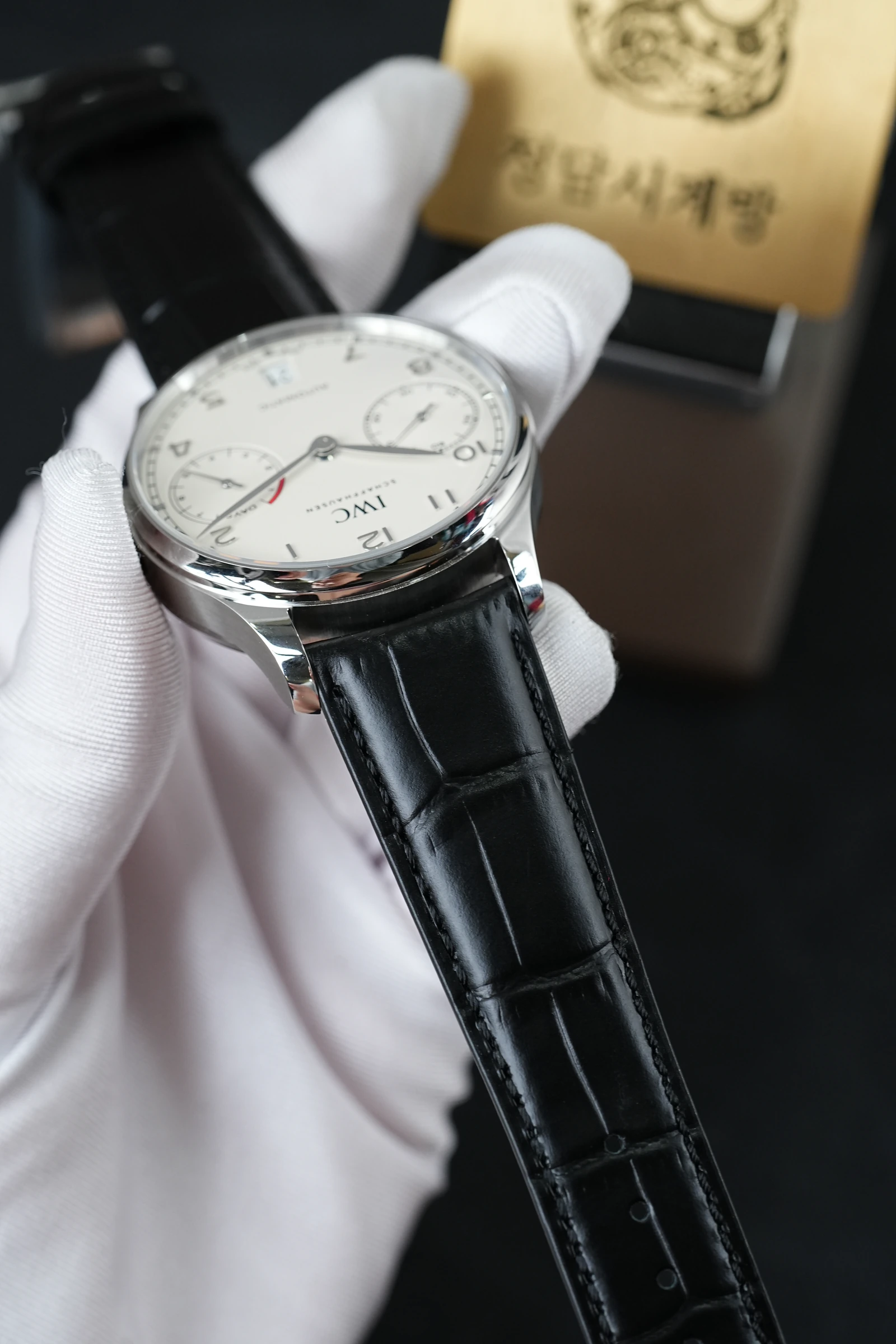 IWC 포르투기저 7DAYS 화이트 블랙가죽 상세 이미지 17