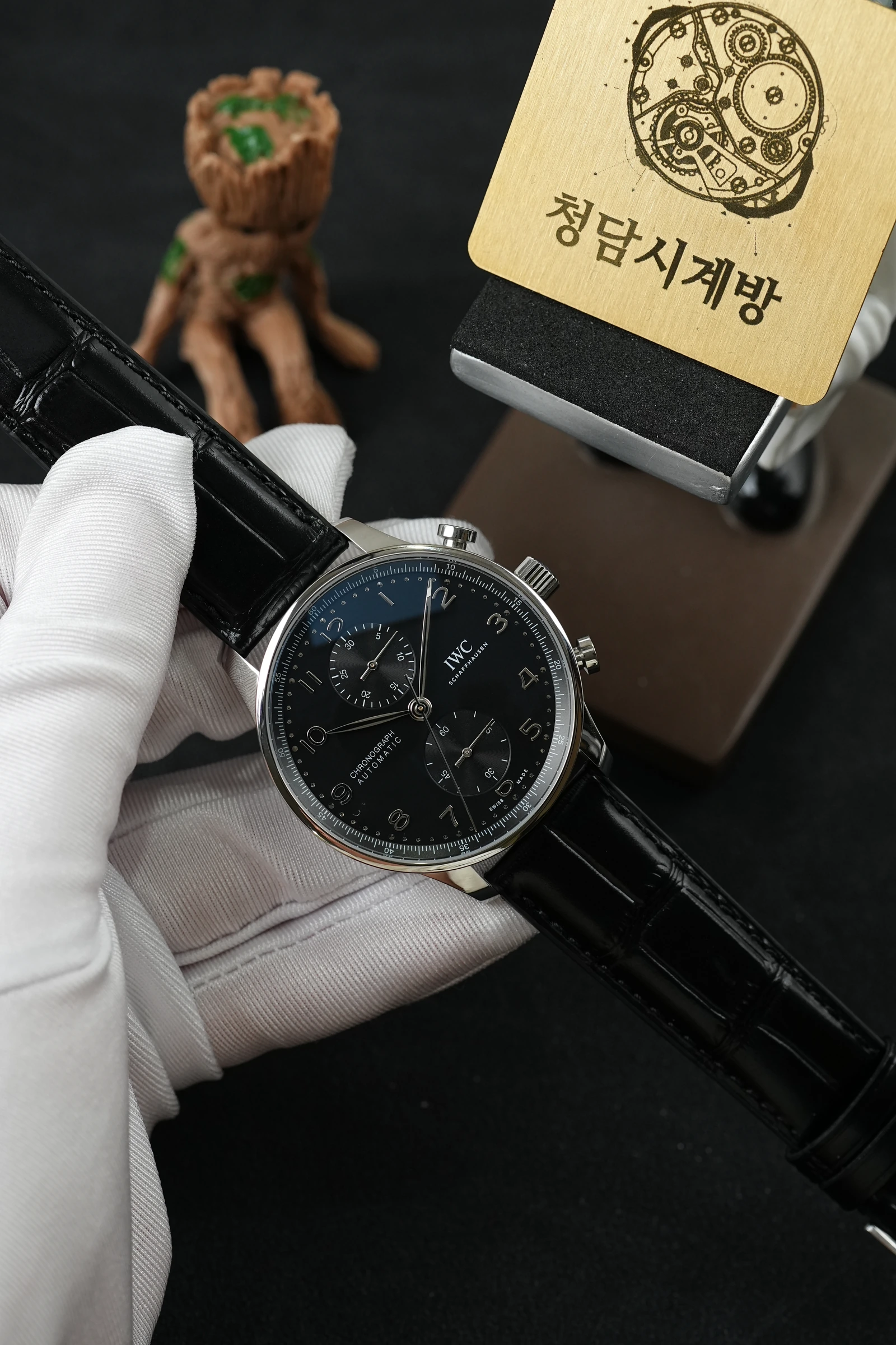 IWC 포르투기저 크로노그래프 블랙 블랙가죽 상세 이미지 4